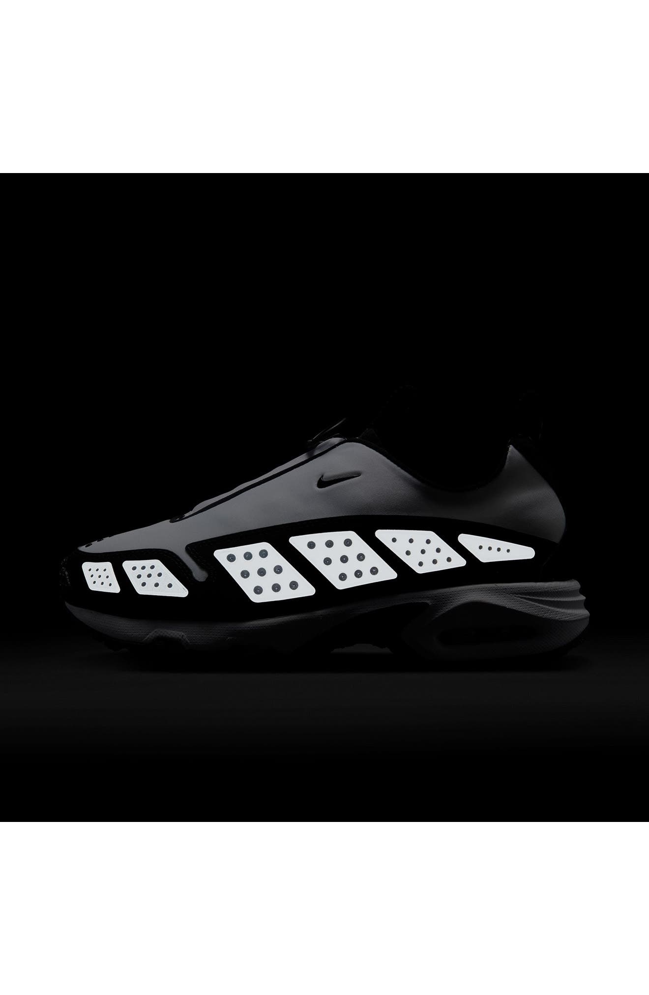 Nike Air Max Sunder Sneaker in White/Black at Nordstrom - 8