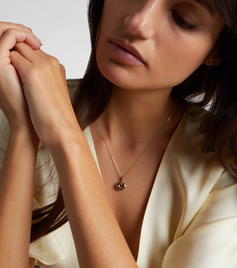 STONE AND STRAND Bagel Brunch 14kt gold pendant necklace with diamonds outlook