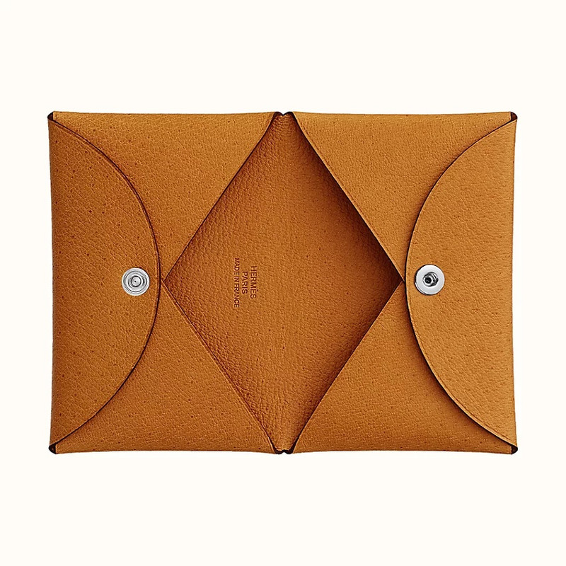 Hermès Calvi card holder outlook