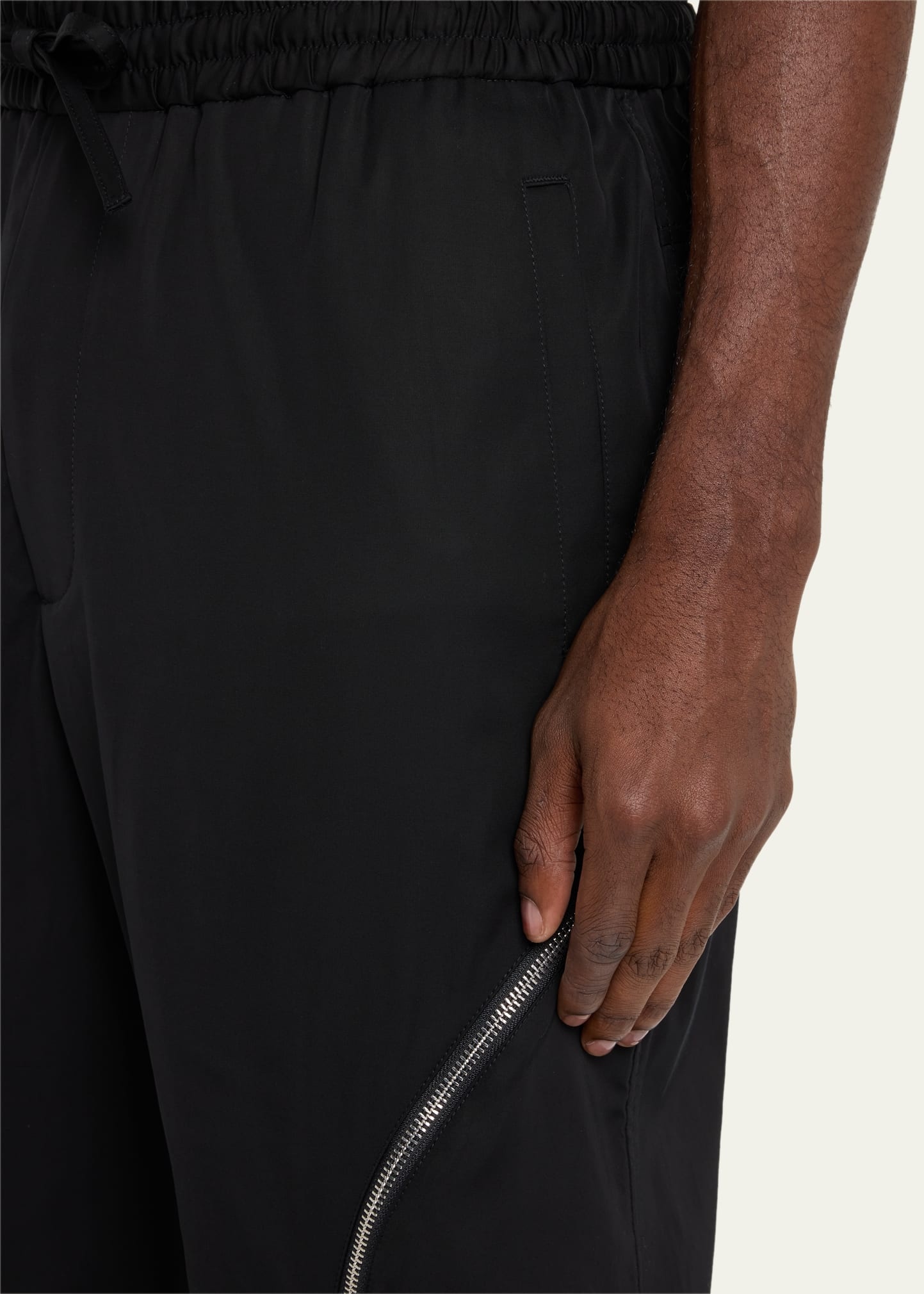 Men's Curve-Zip Cargo Jogger Pants - 5
