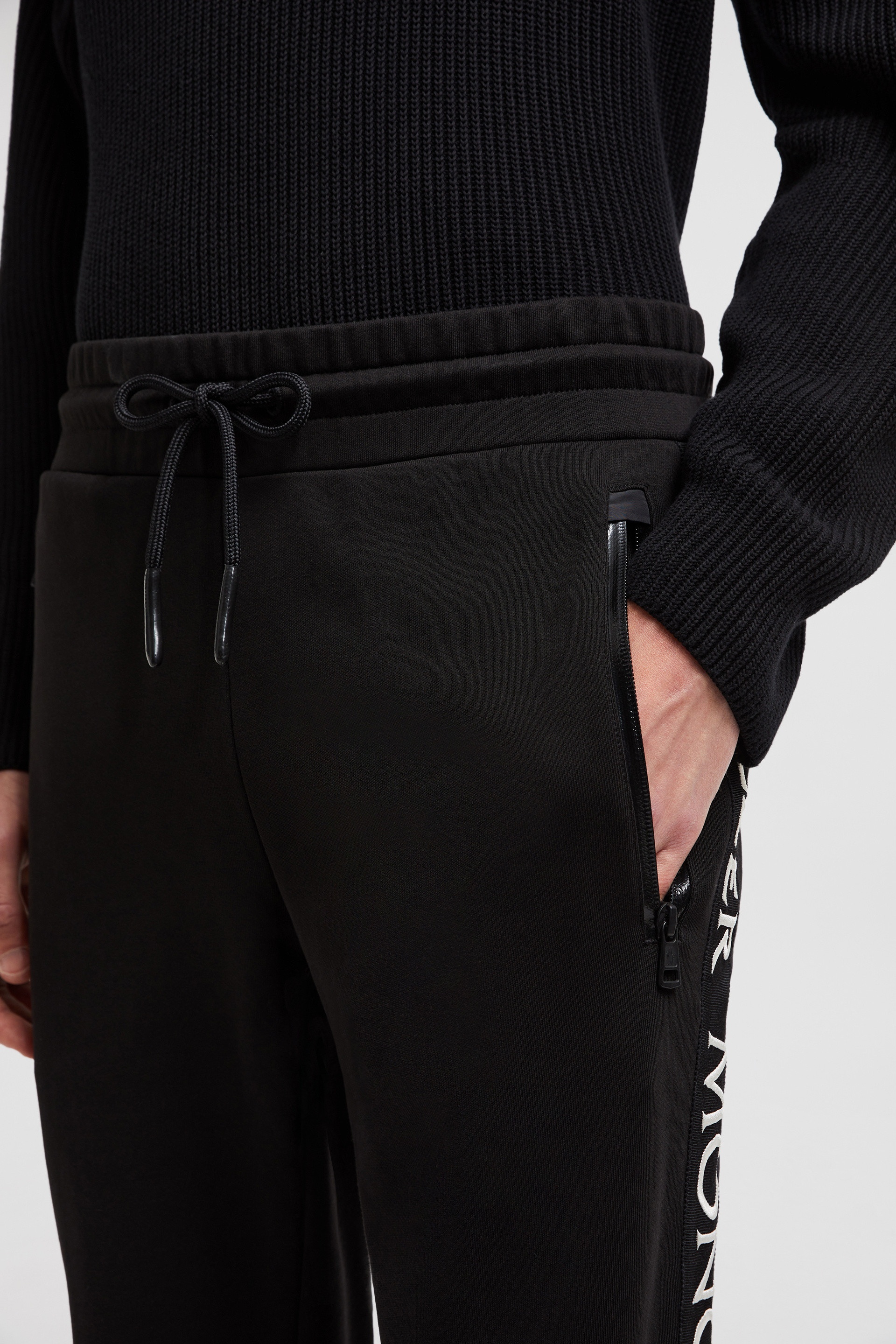 Logo Pants - 6