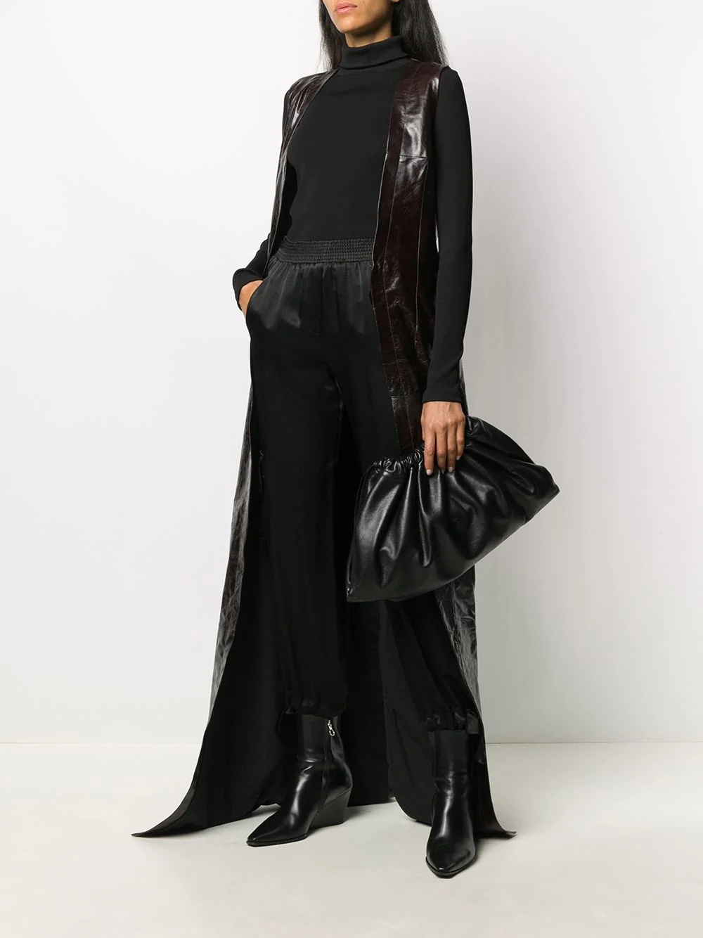 sleeveless maxi leather coat - 2