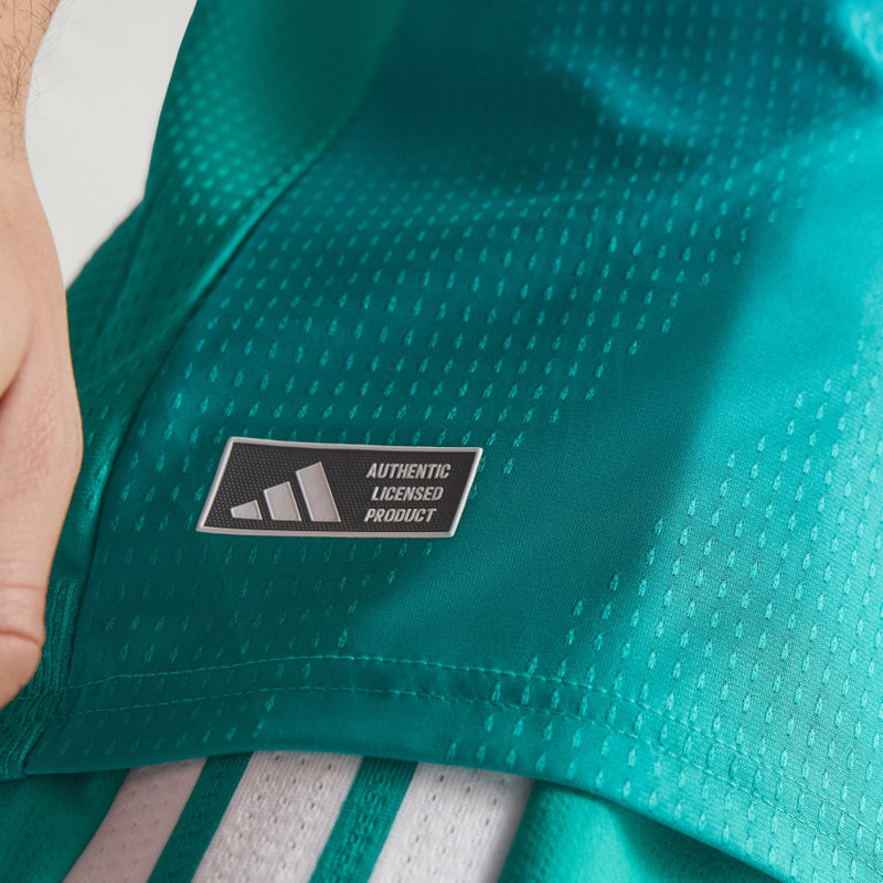 Northern Ireland 26 Home Authentic Jersey 9