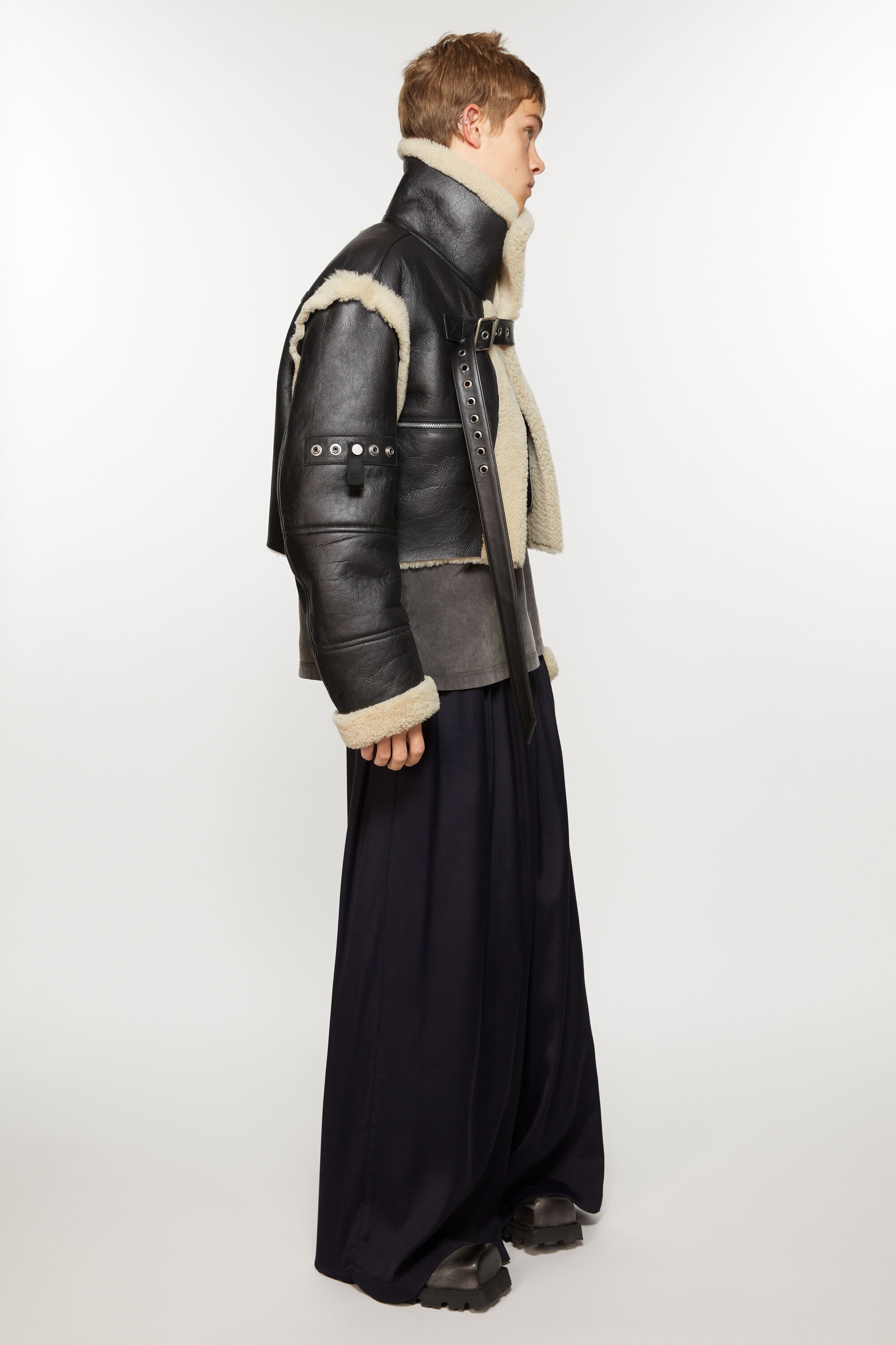 Shearling buckle jacket - Black - 5