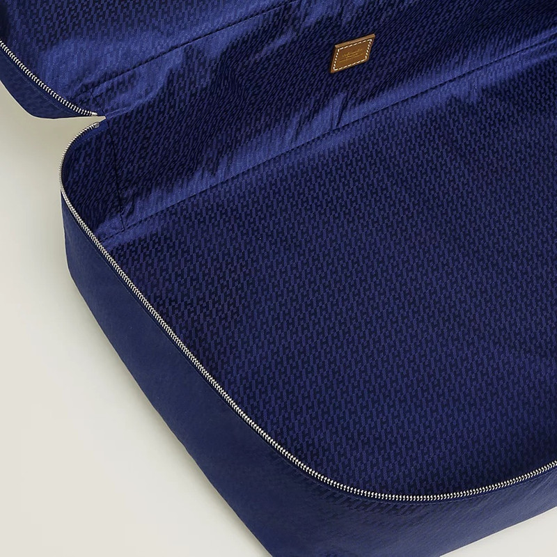 Hermes Travelsilk MM travel cube 3