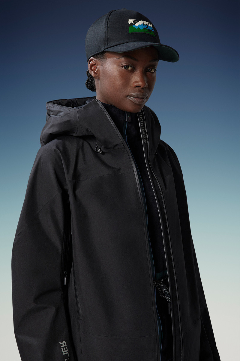 Moncler Mountain Logo Baseball Cap outlook