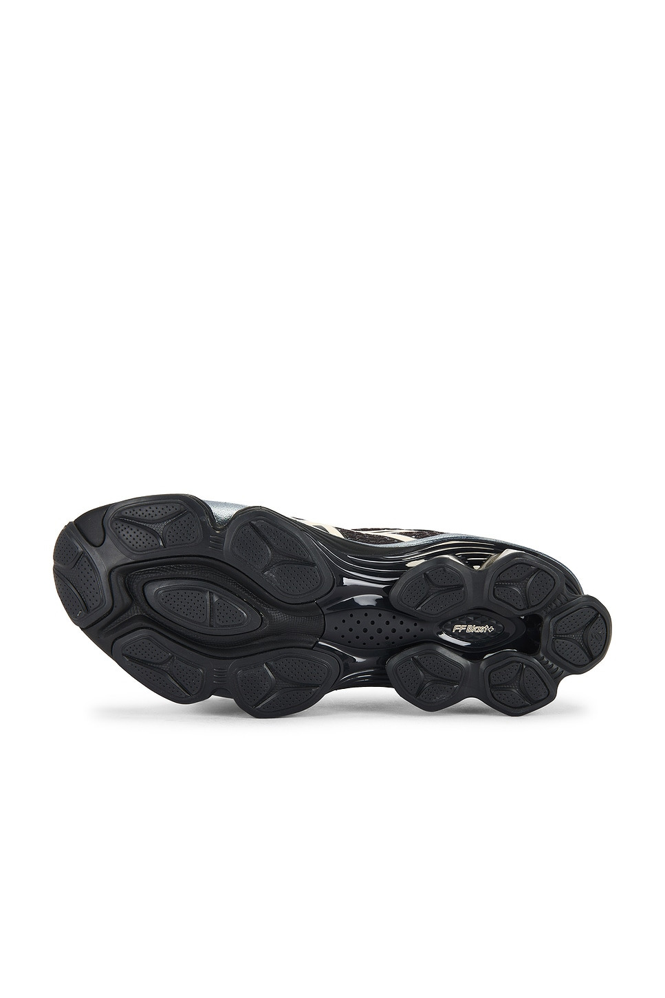 US6-S Gel-Kinetic Fluent Sneaker - 6