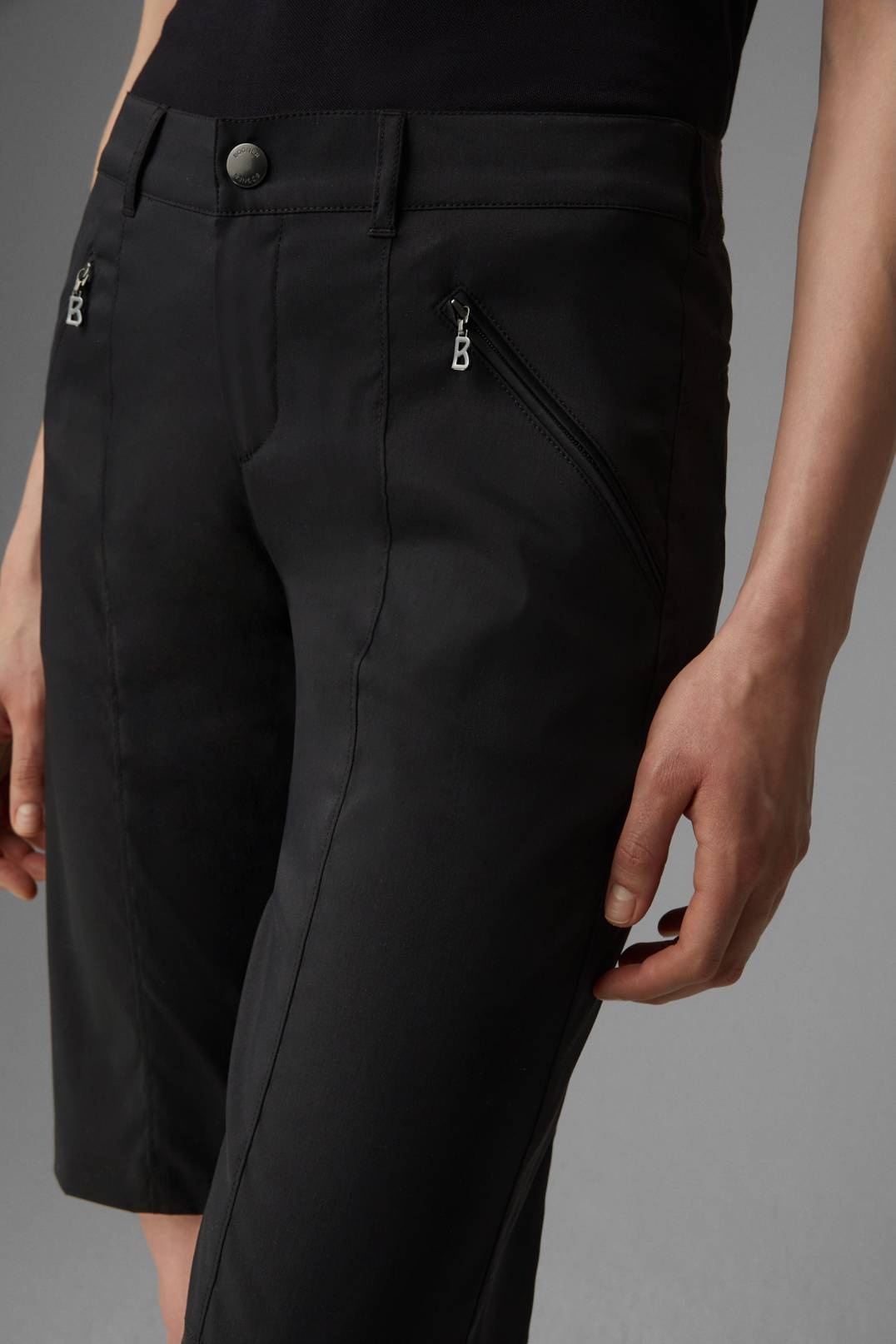 ZENA FUNCTIONAL BERMUDA SHORTS IN BLACK - 5