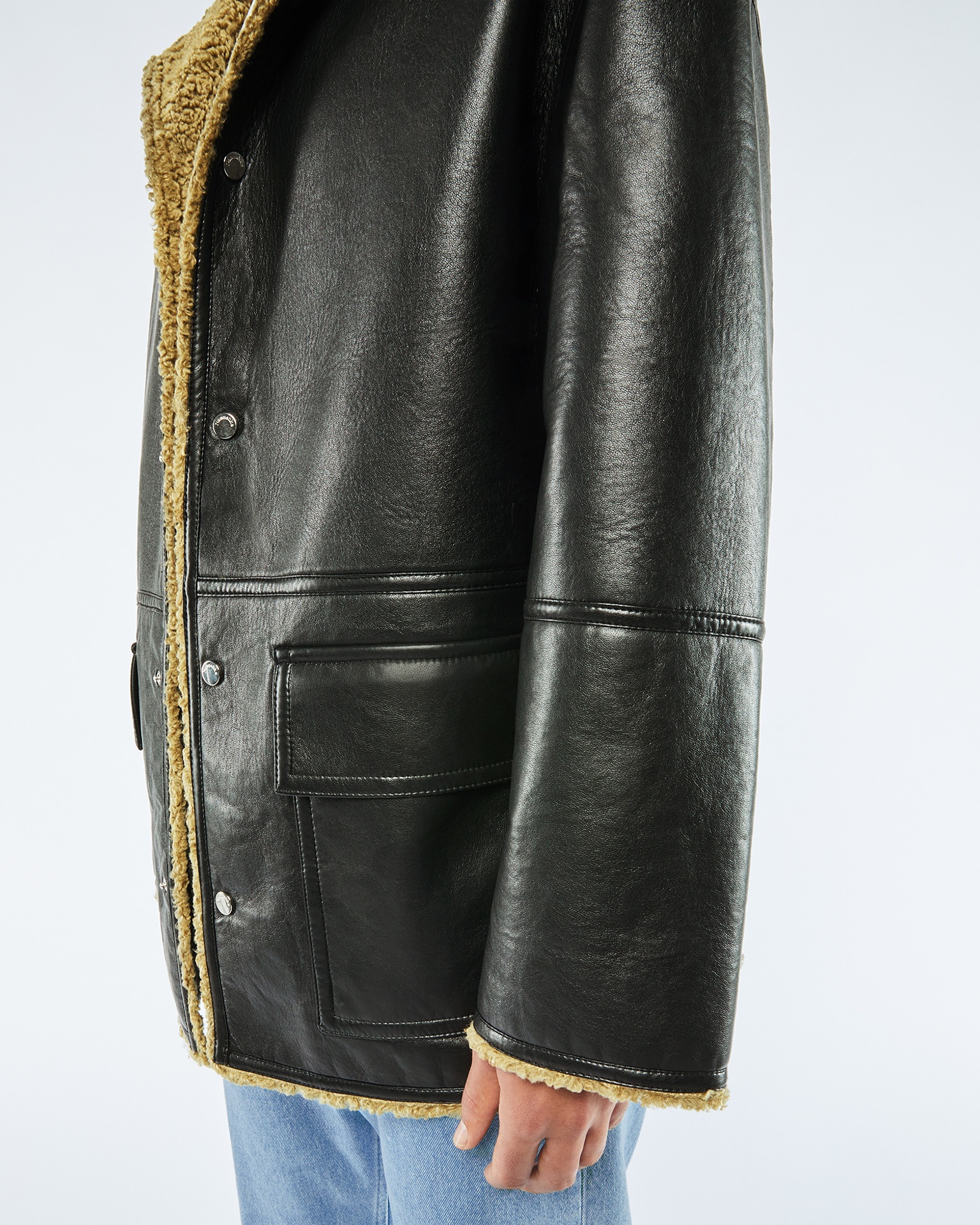 MAUK - Faux shearling-trimmed jacket - Black/khaki - 9