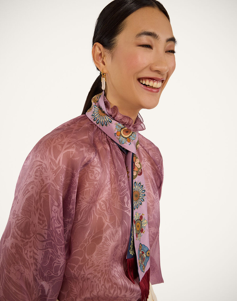 La DoubleJ Skinny Scarf outlook
