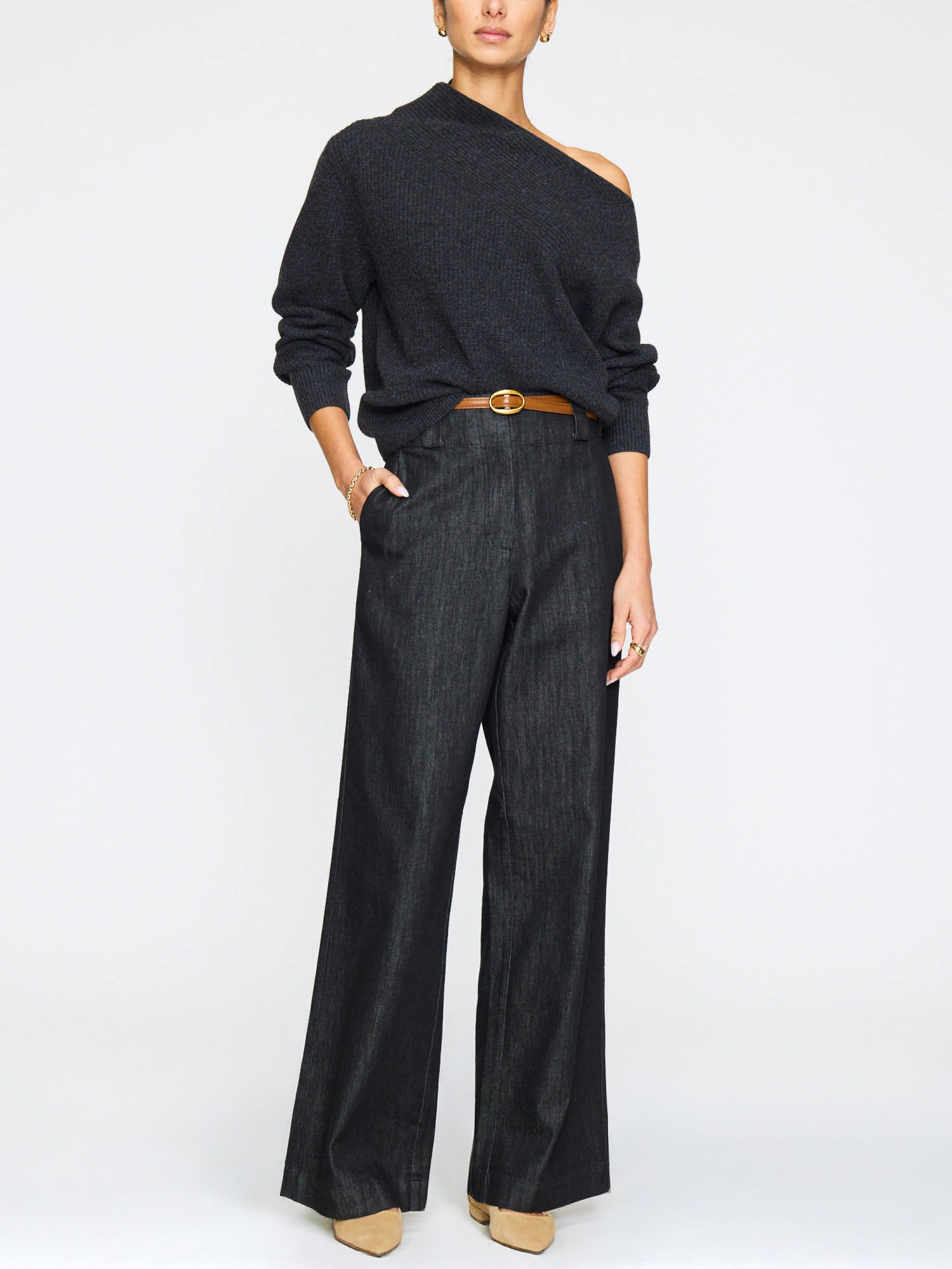 The Hart Off Shoulder - 6