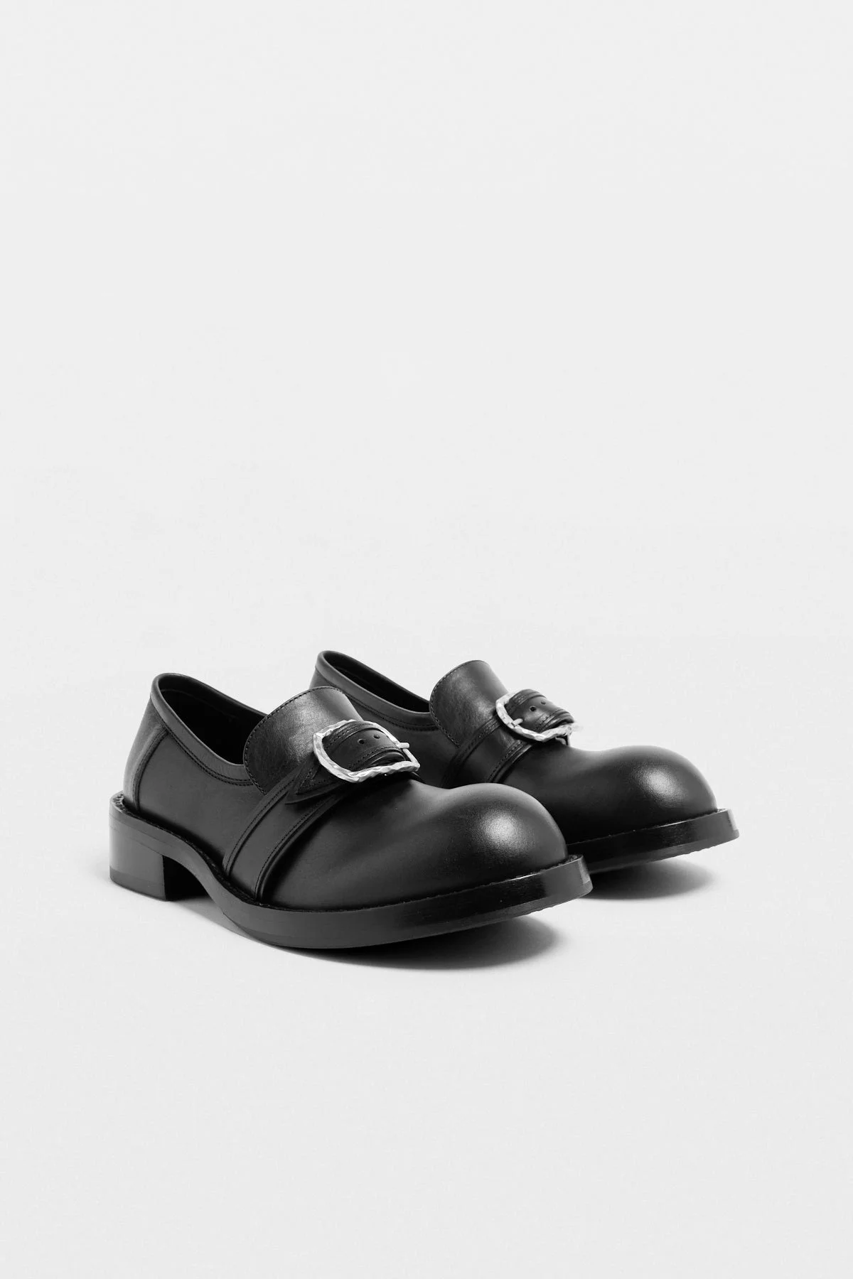 Zaheen Loafers with Hammered Buckle - 1