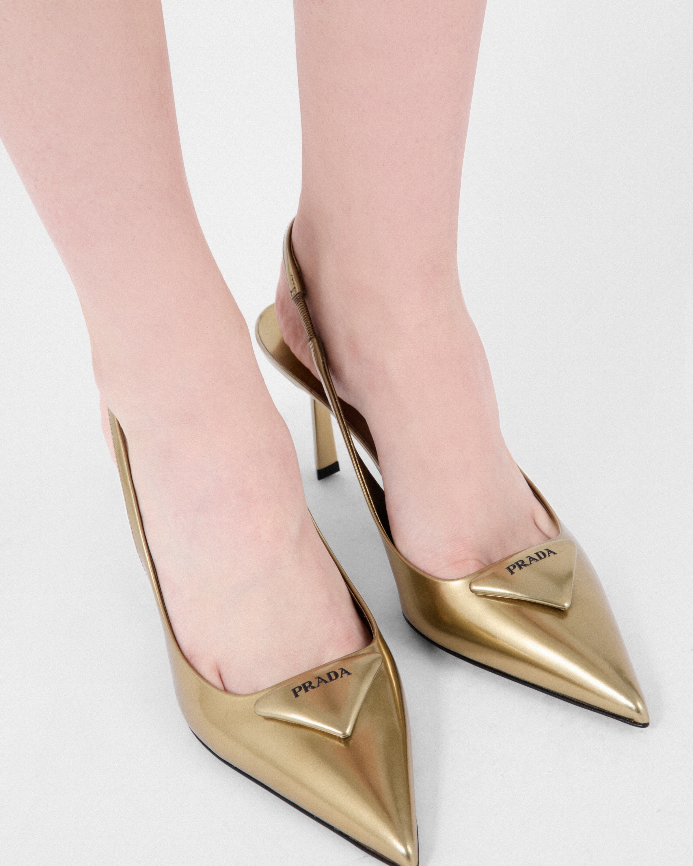 Metallic leather slingback pumps - 3