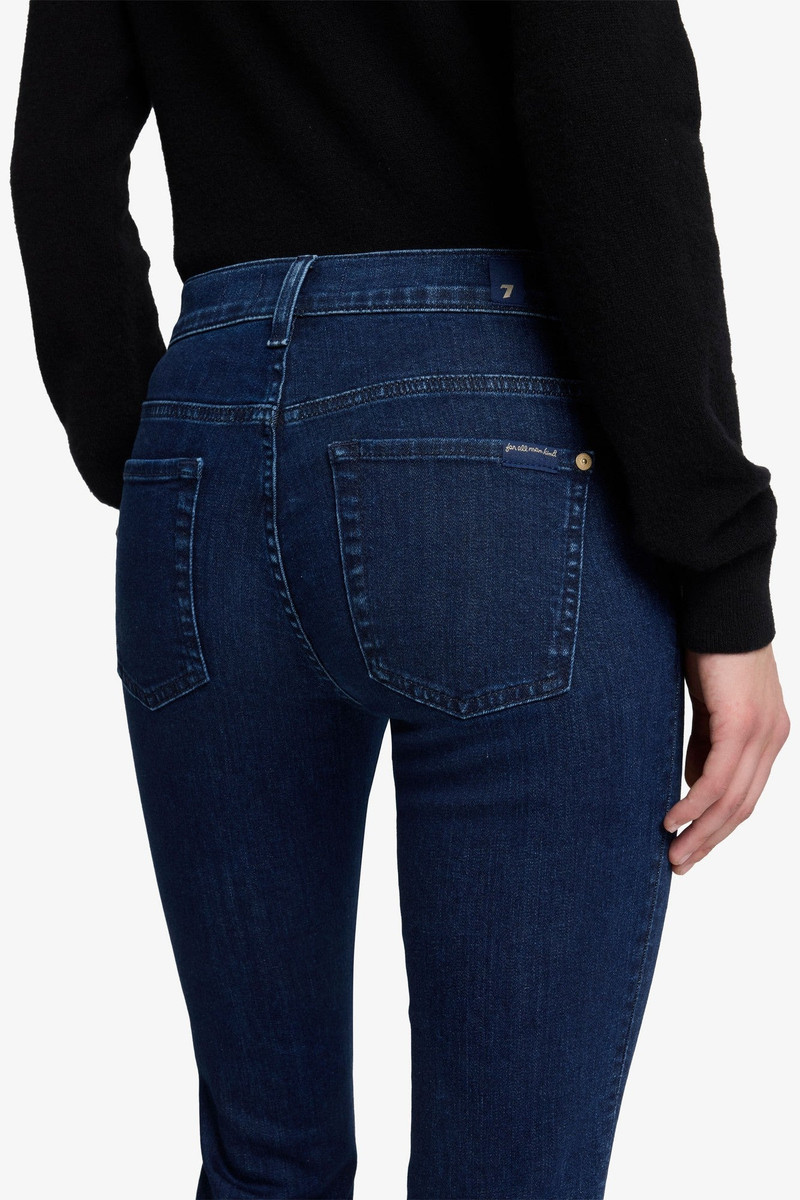 BOOTCUT in Slim Illusion 4