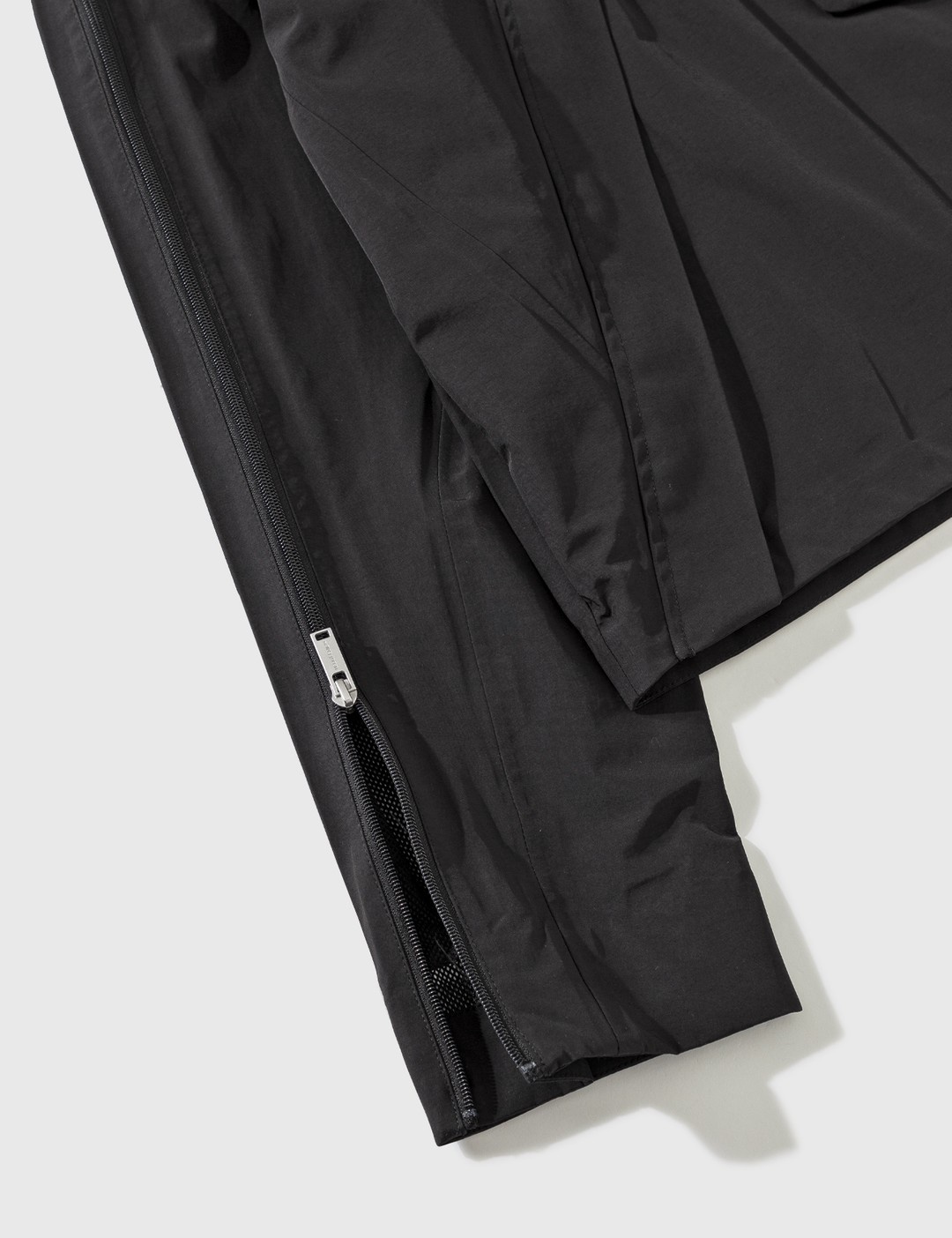 DIAGONAL ZIP TECHNICAL JACKET - 7