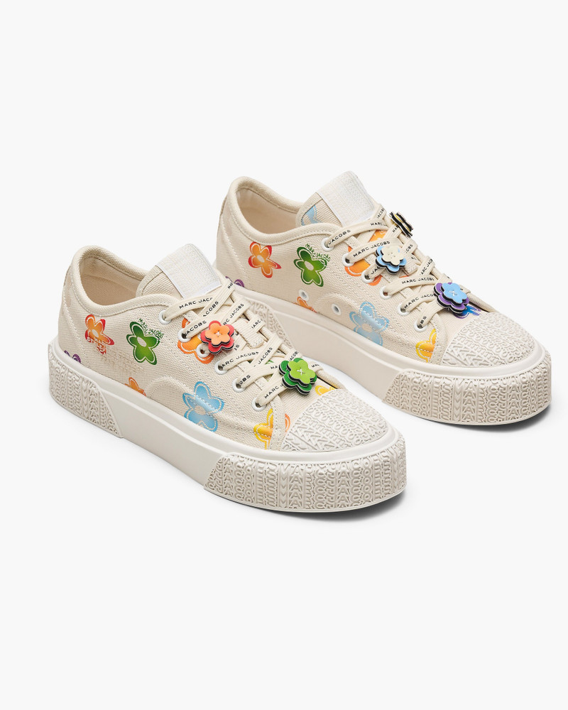THE WILD DAISY CANVAS SNEAKER 1