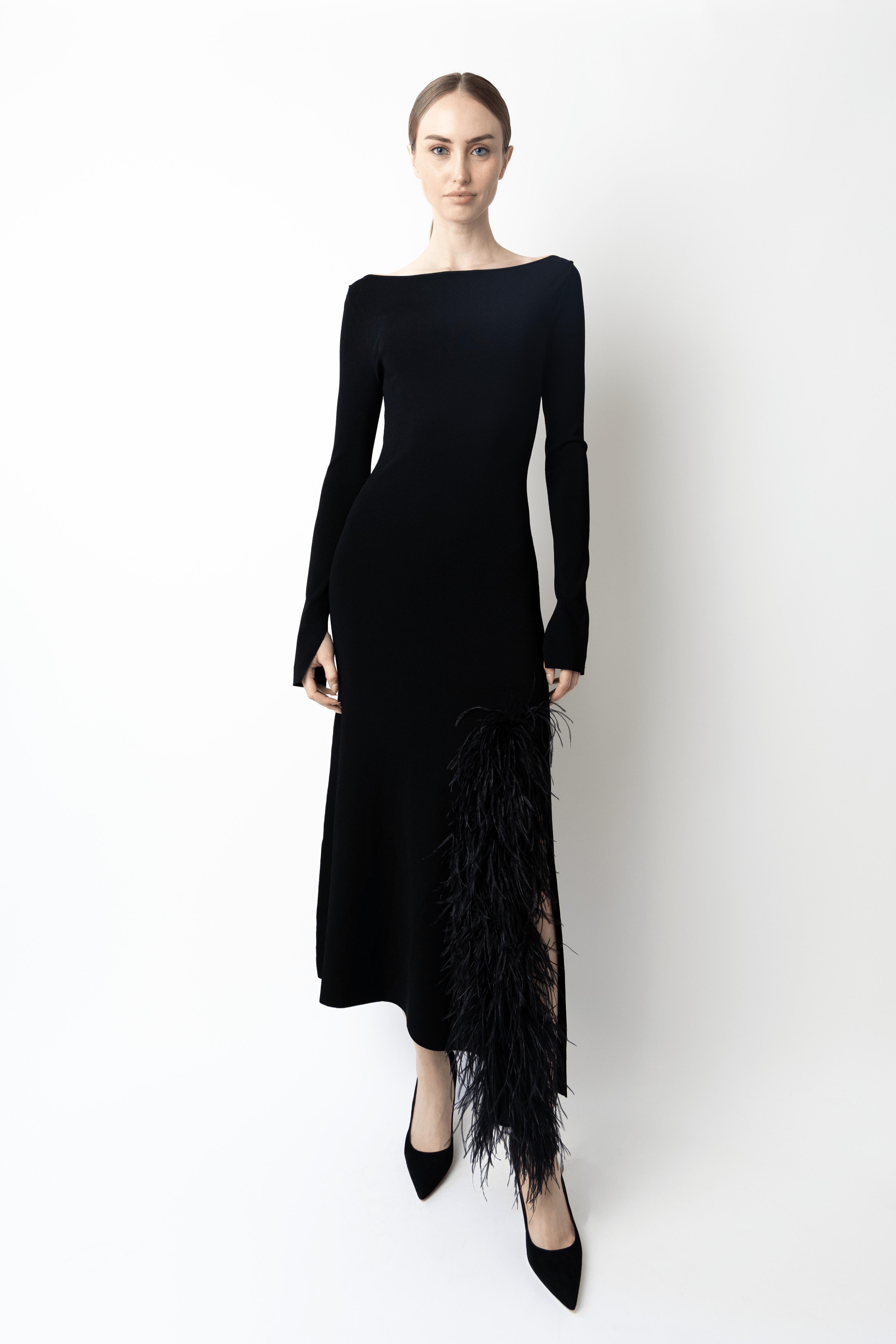 Matte Viscose Boatneck Dress With Feathers - 2
