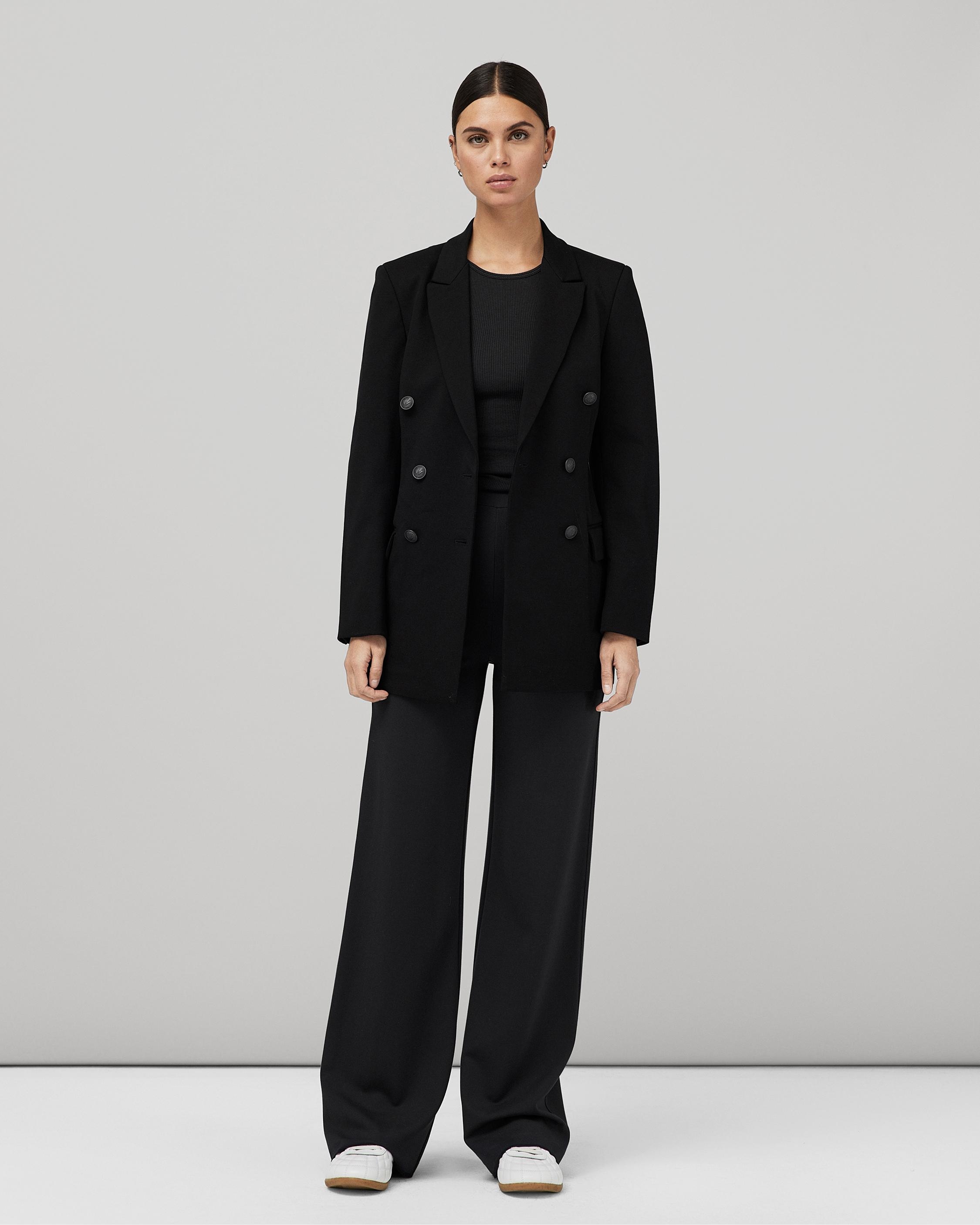 Irina Ponte Wide Leg Pant
Relaxed Fit Pant - 6
