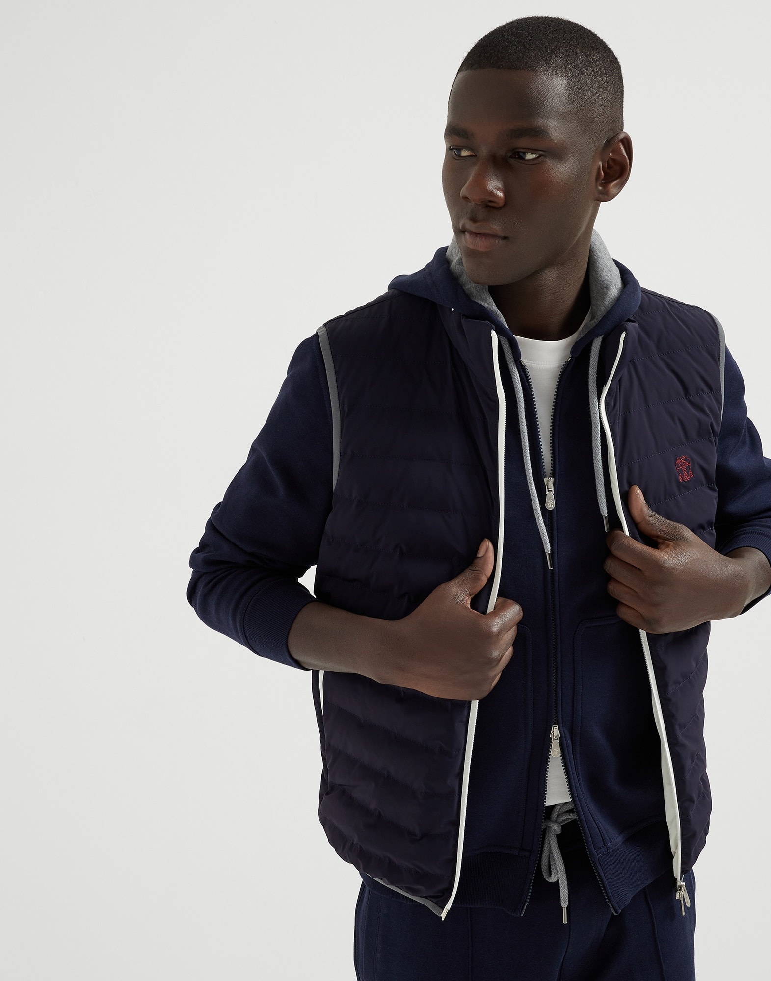Bonded nylon down vest with logo and packable hood - 4