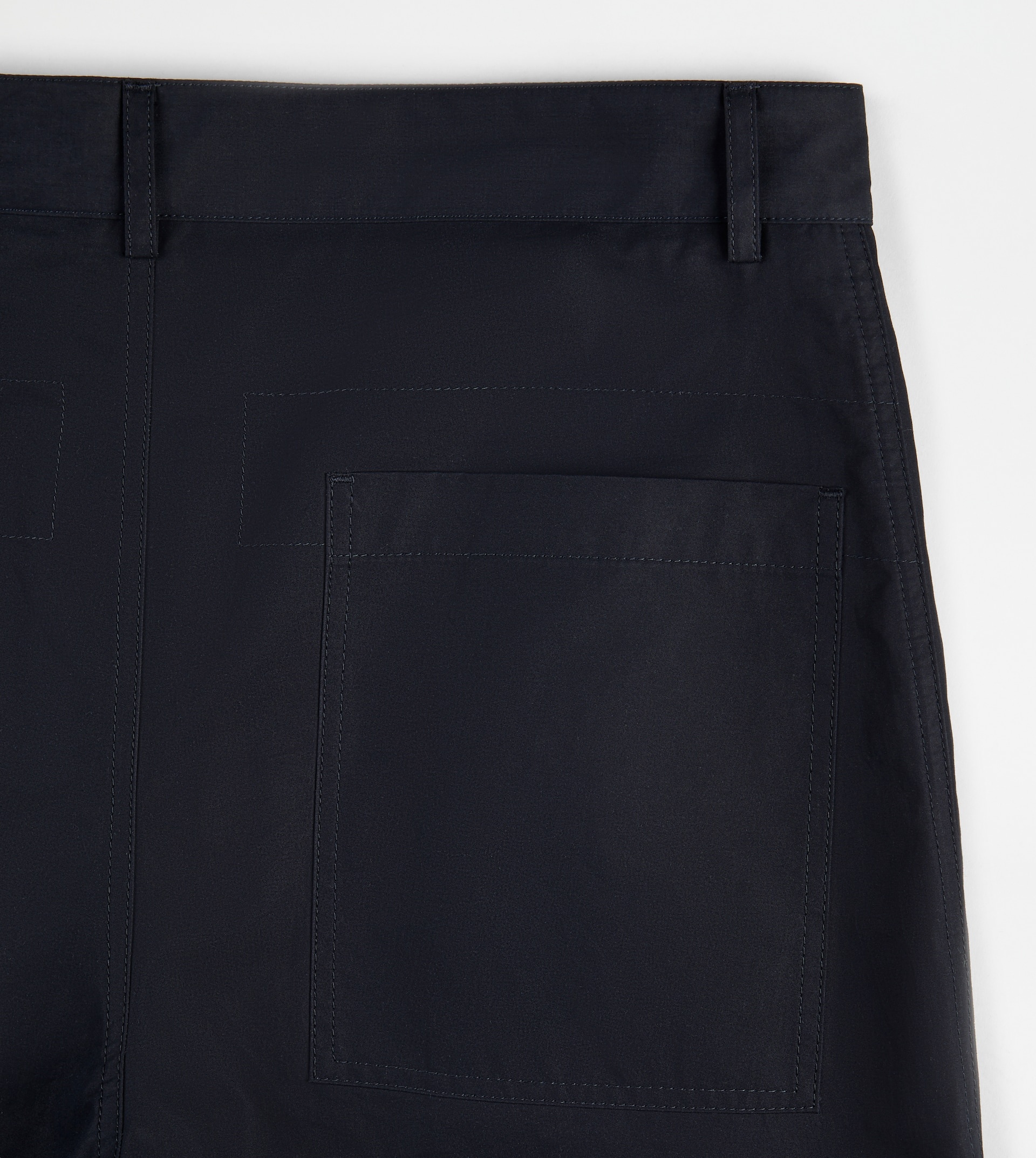 BERMUDA SHORTS IN COTTON - BLUE - 9