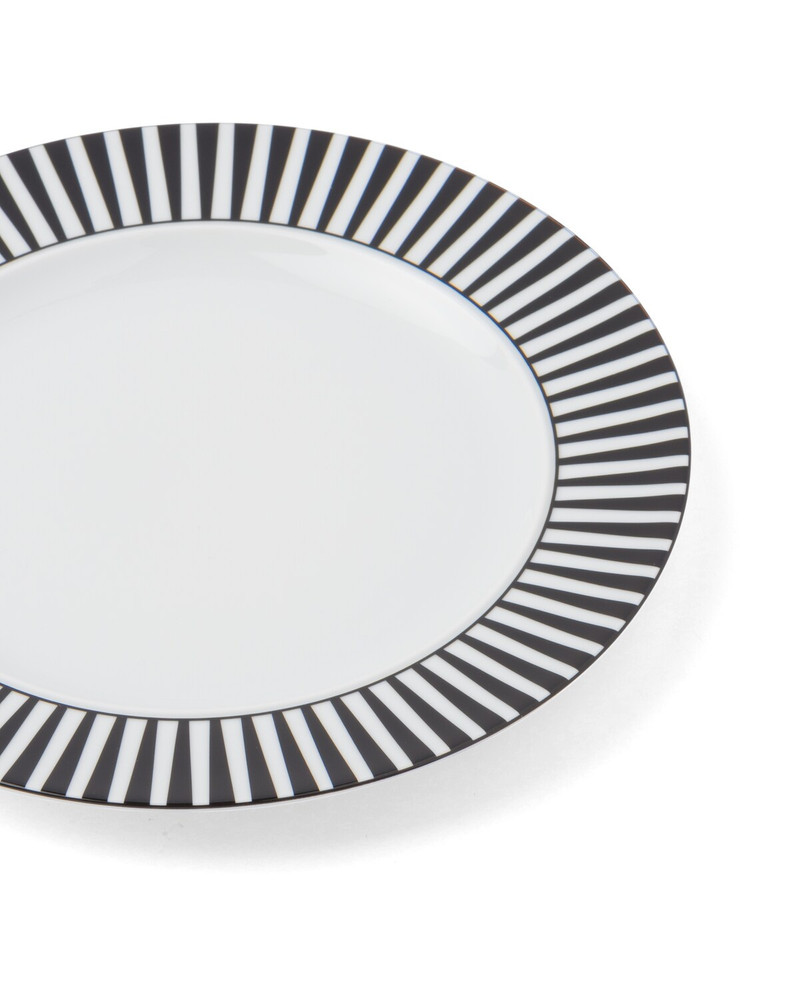 Porcelain plate set 3