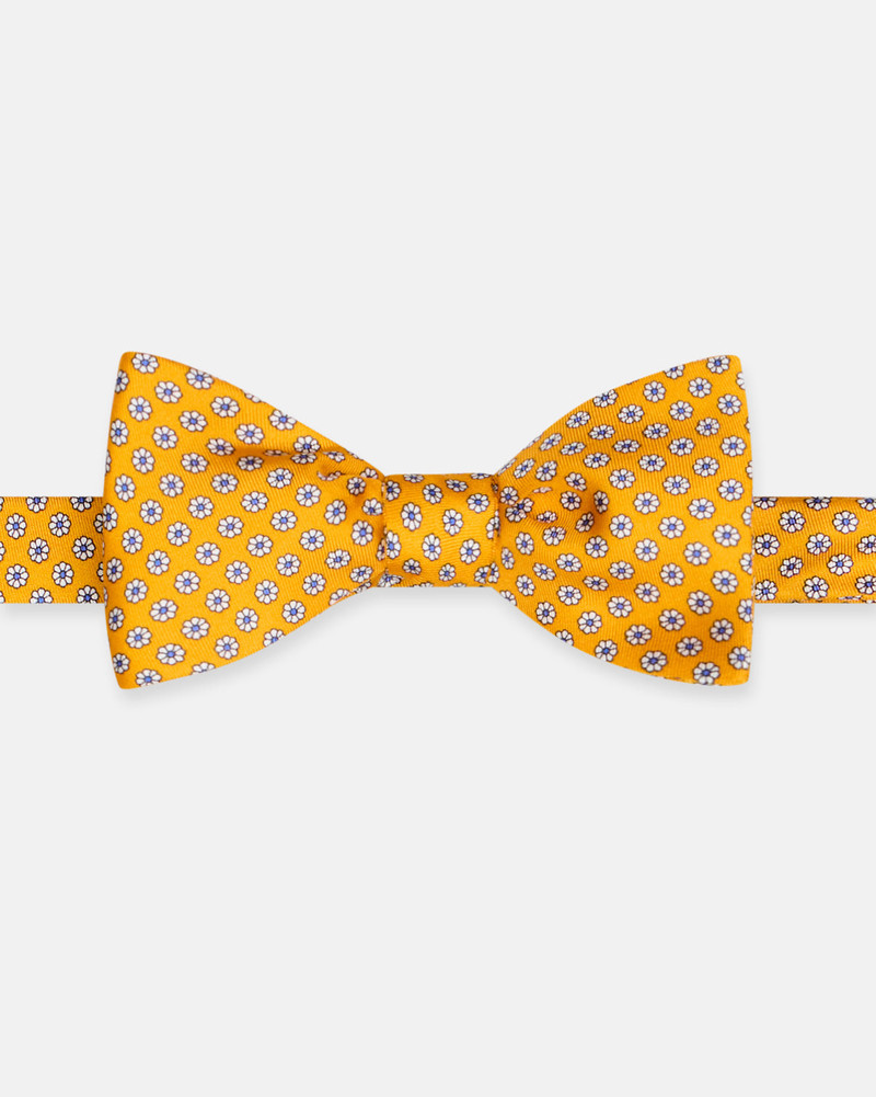 J. PRESS MADE-IN-ENGLAND GOLD PRINTED FOULARD SILK BOW TIE outlook