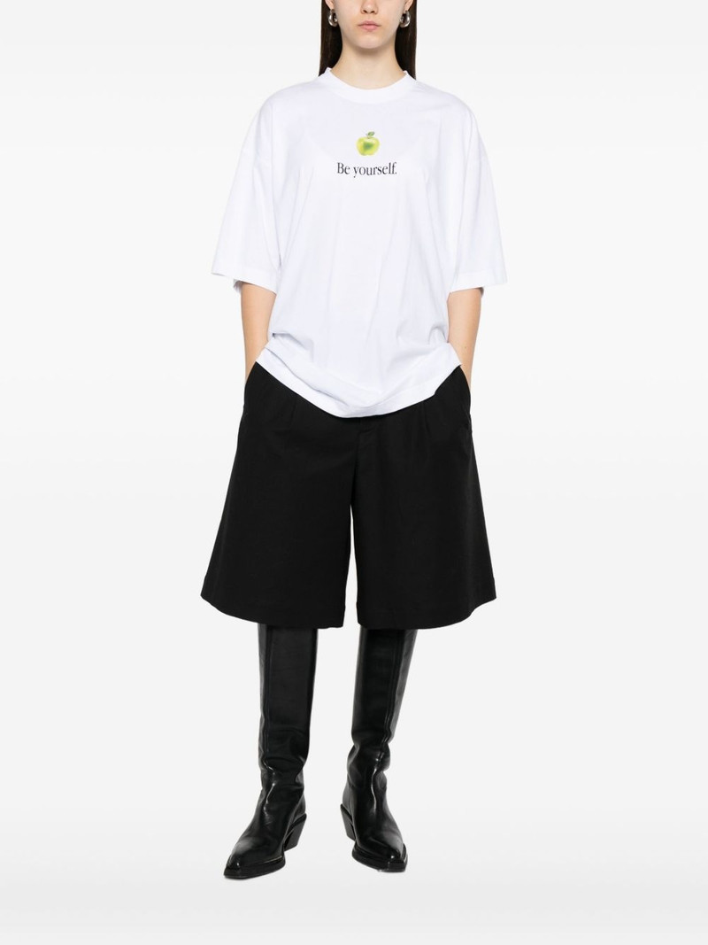 VETEMENTS Apple-print T-shirt outlook