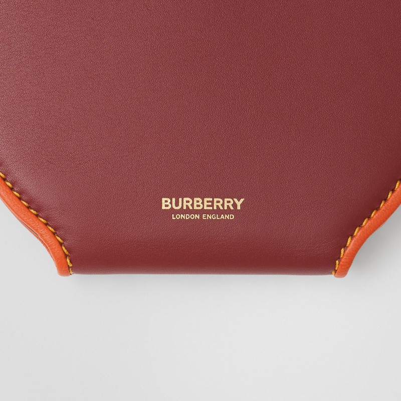 Burberry Topstitched Leather Olympia Card Case outlook