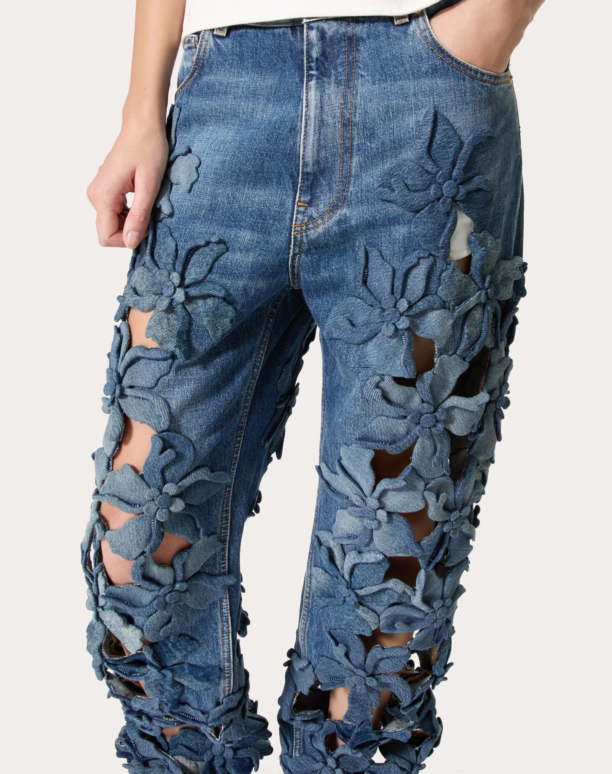 EMBROIDERED MEDIUM BLUE DENIM PANTS - 5