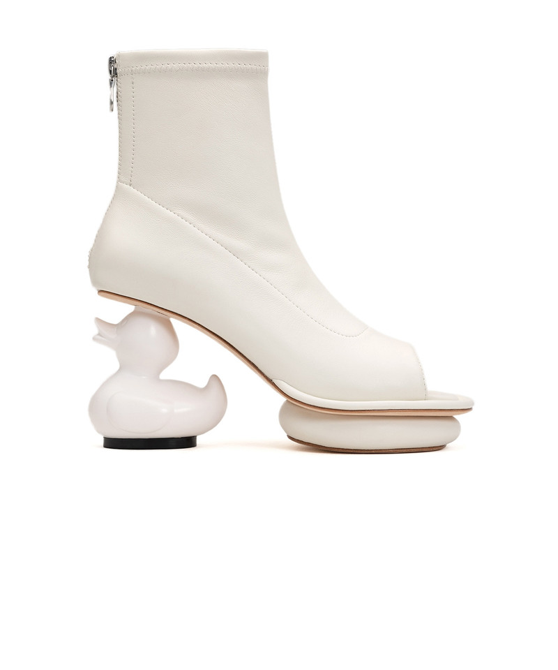 Duck Heel Boots 5