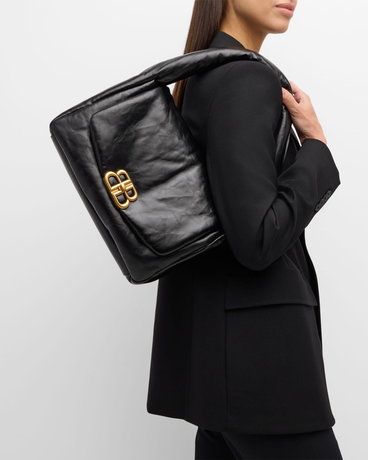 【送料&関税込】Balenciaga Monaco Sling Bag Balenciaga Monaco Sling Bag M | Neiman Marcus
