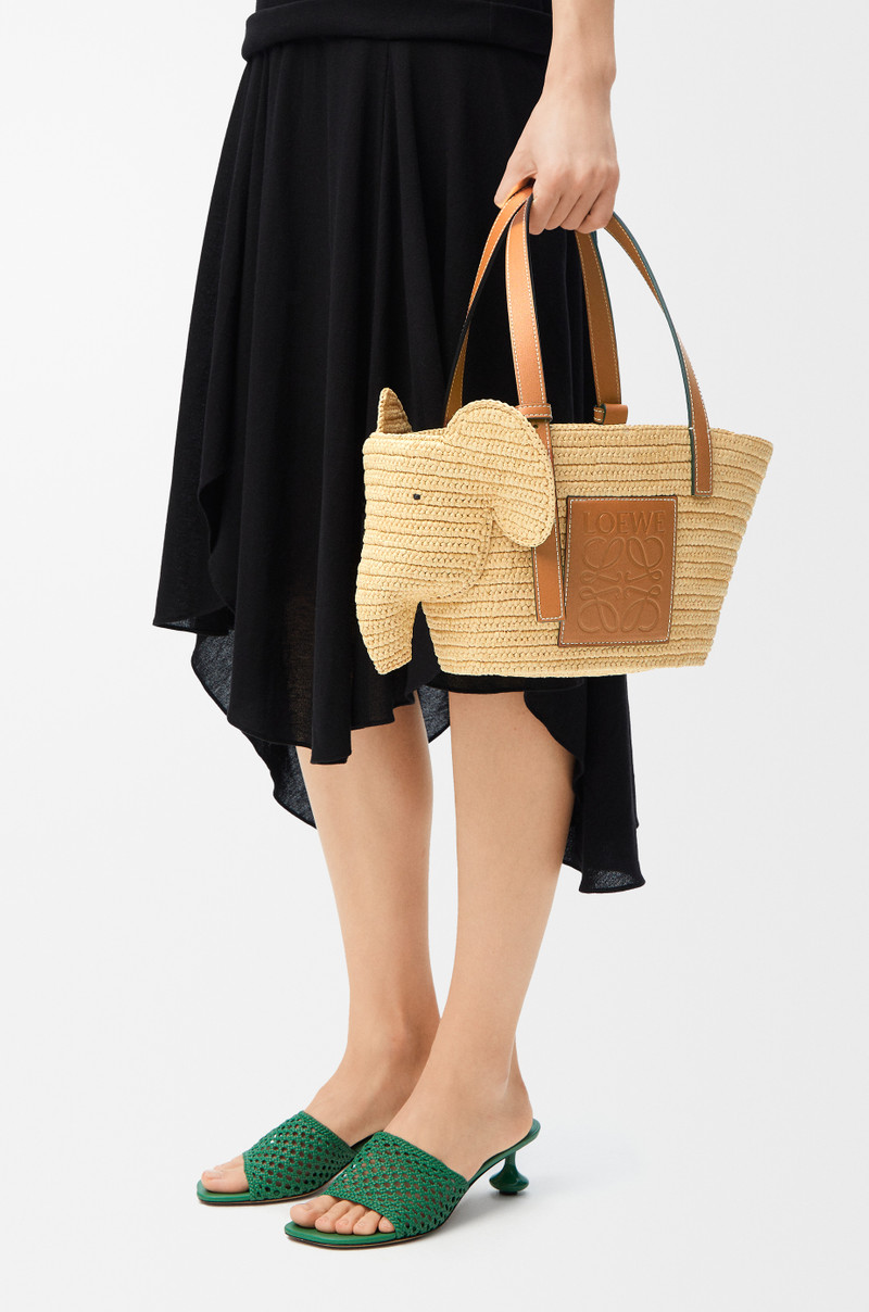 Loewe Small Elephant Basket bag in raffia and calfskin outlook