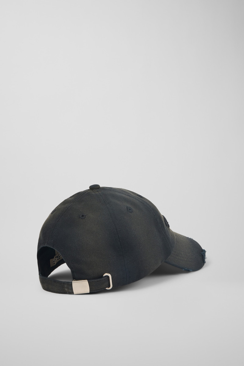 Black sprayed cap 5