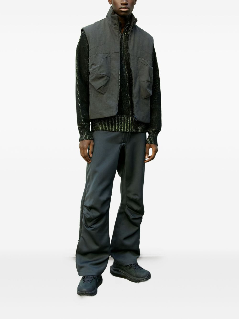zip-fastening gilet - 2