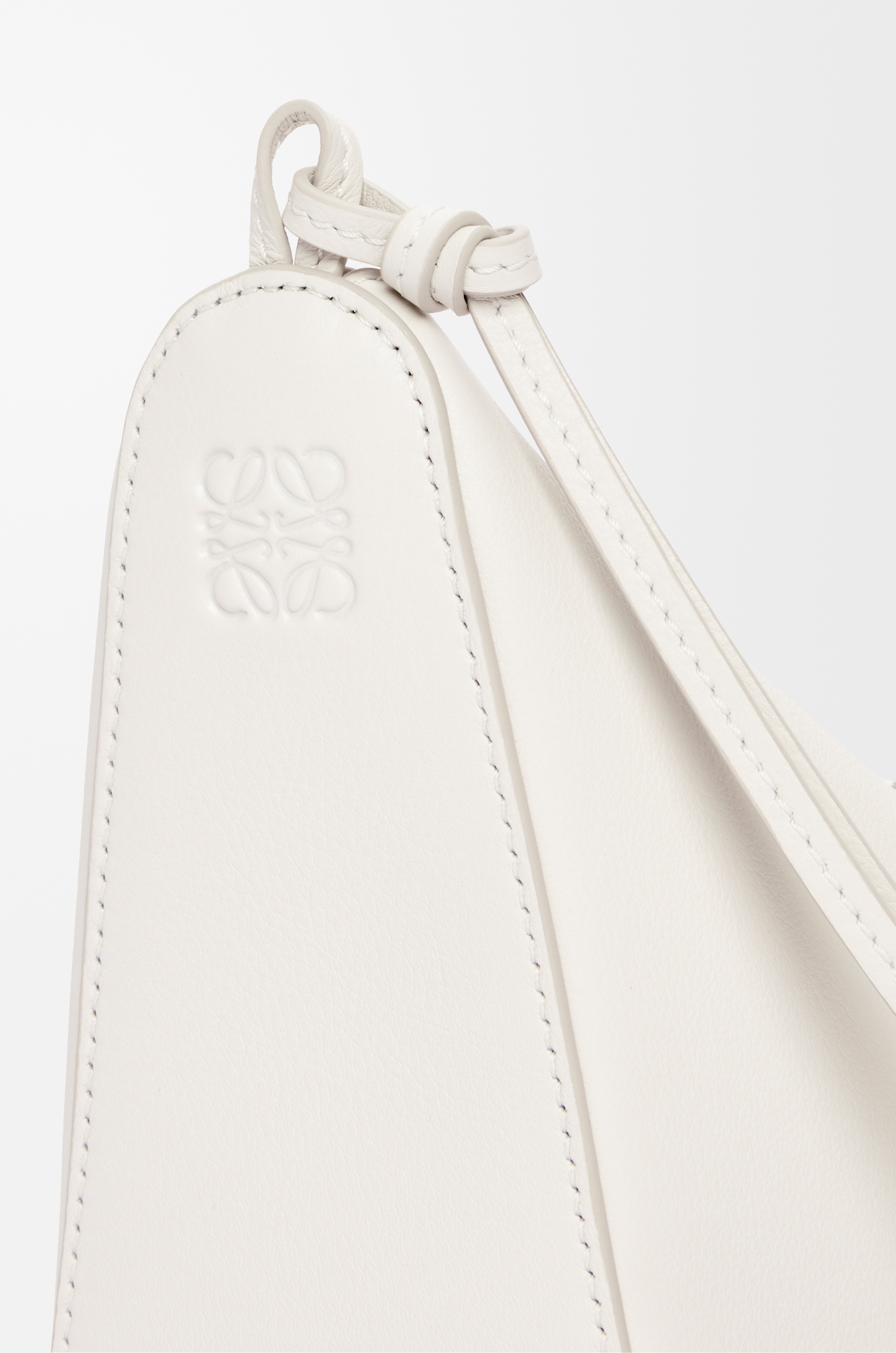 Mini Hammock Hobo bag in classic calfskin - 10