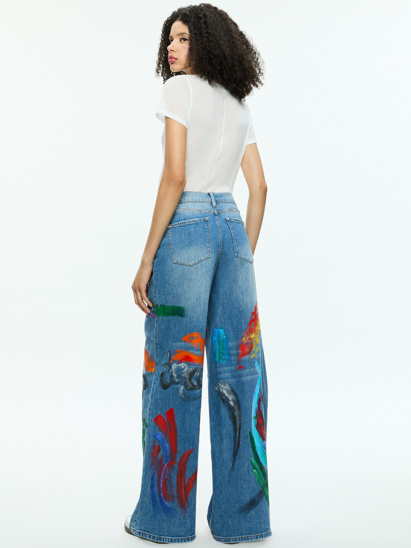 Alice + Olivia TUCKER PAINTED BAGGY JEAN WITH DARTED KNEE outlook