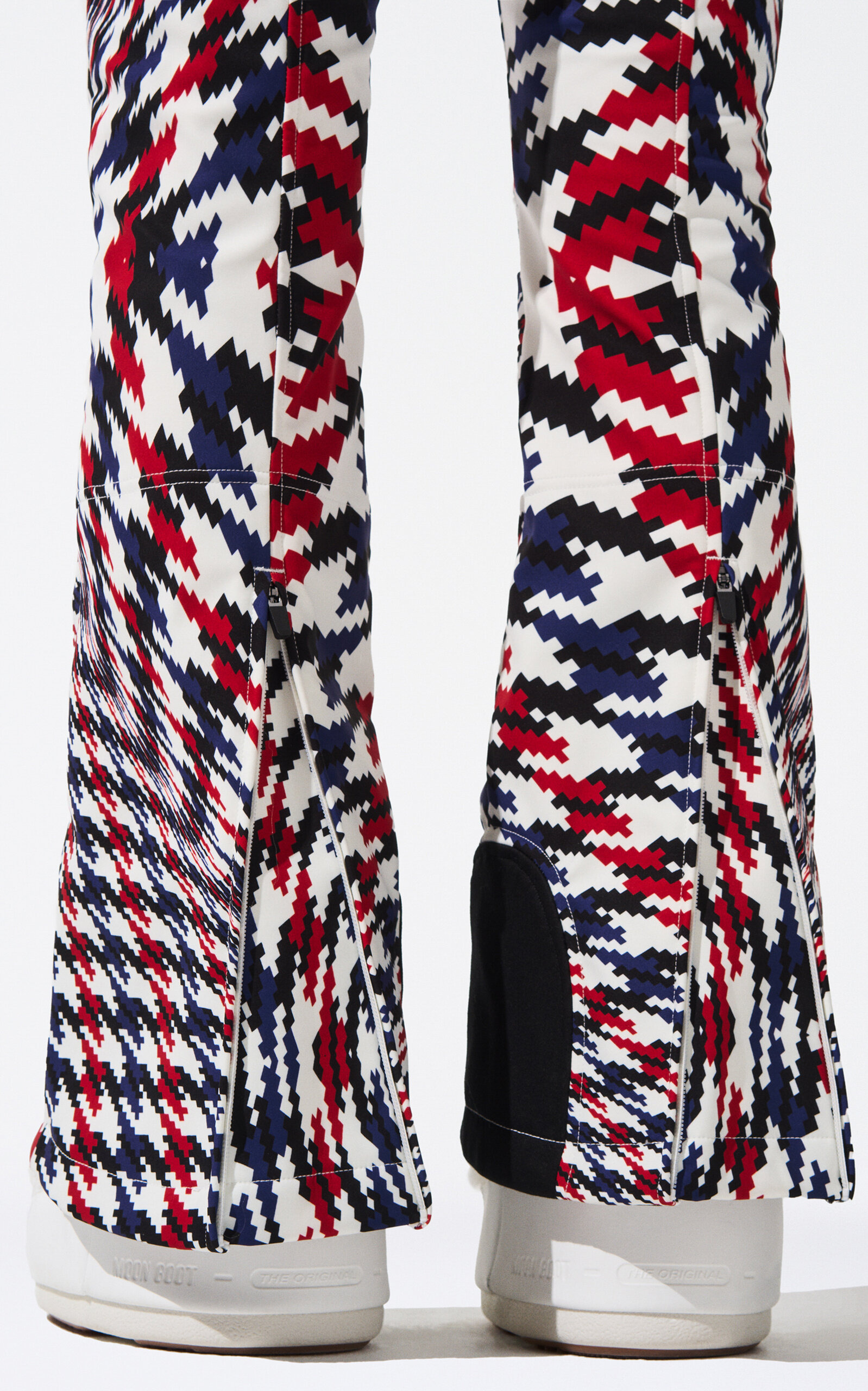 Aurora High-Rise Nylon Flared Ski Pants red - 5