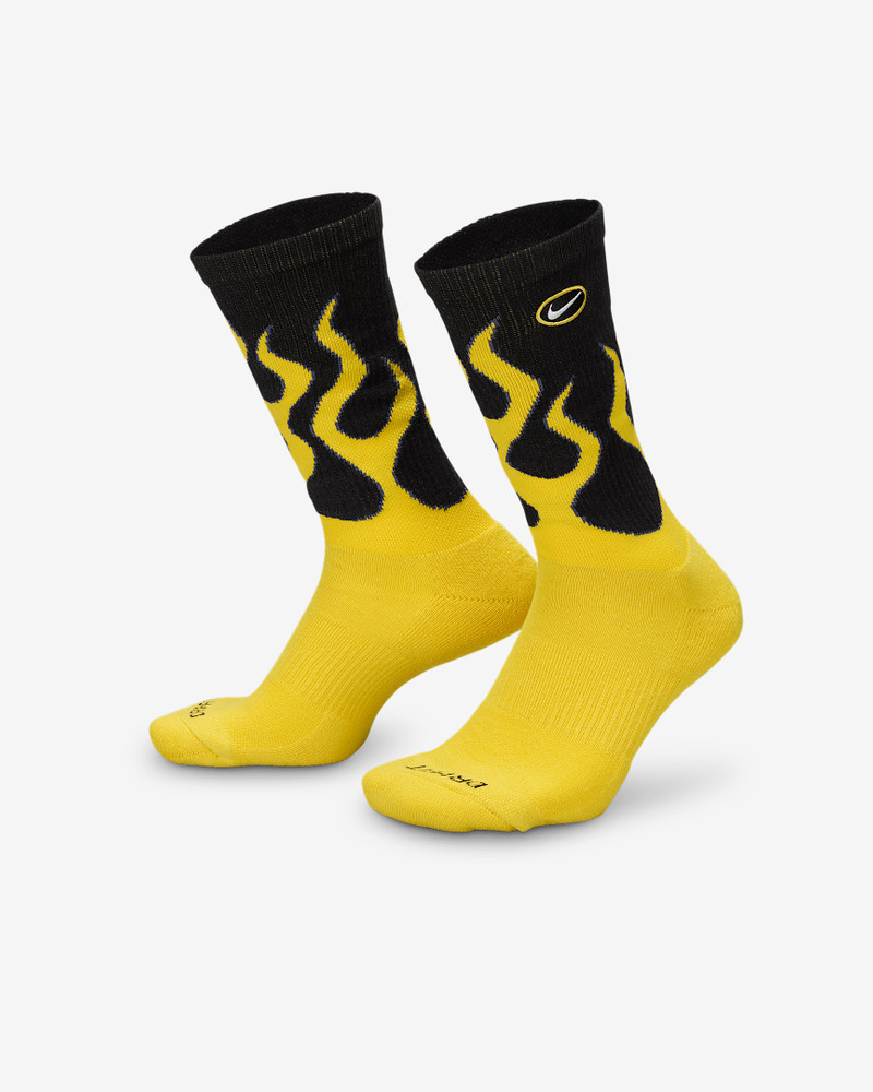 Nike Everyday Plus Cushioned Crew Socks (1 Pair) 1