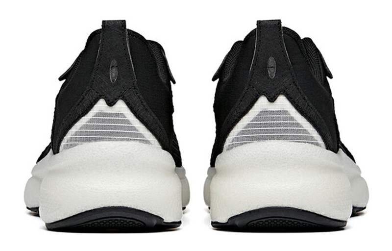 ANTA (WMNS) ANTA Bubble 2 'Black White' 122125520-1 outlook
