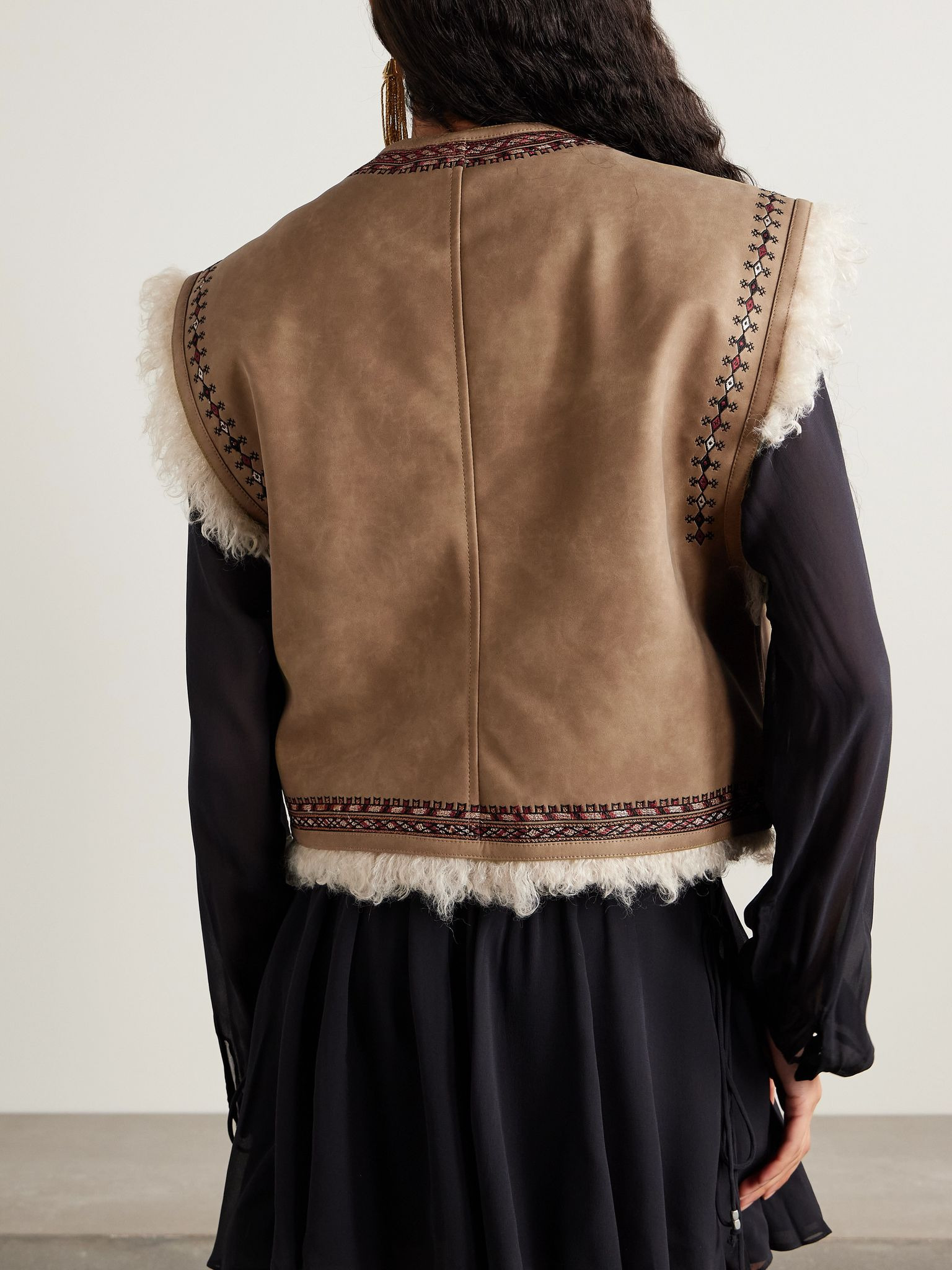 Clemencia embroidered fleece vest Taupe - 4