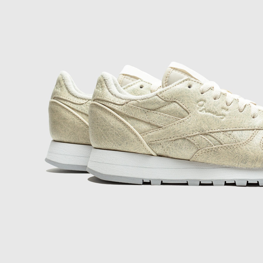 Reebok CLASSIC LEATHER X EAMES REVERSIBLE