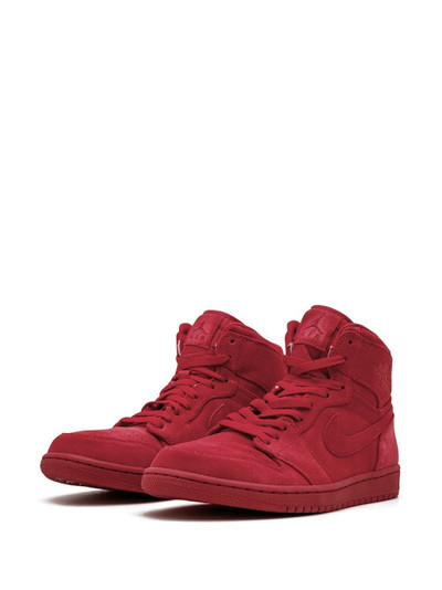 Jordan Air Jordan 1 Retro High red suede outlook