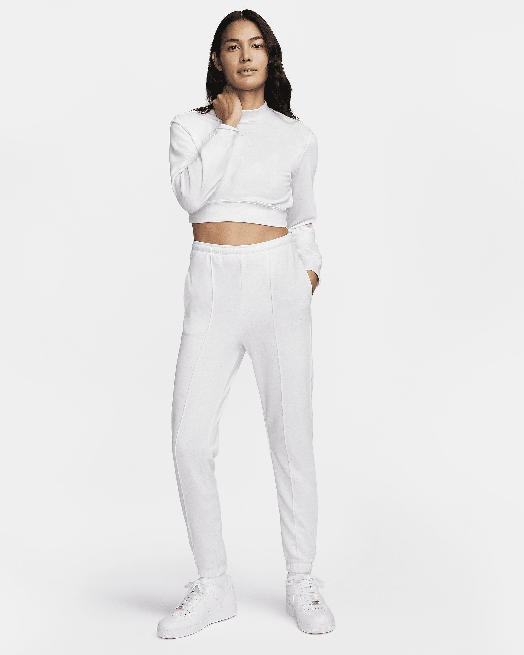 Nike Sportswear Chill Terry Women's Slim High-Waisted French Terry Sweatpants - 9