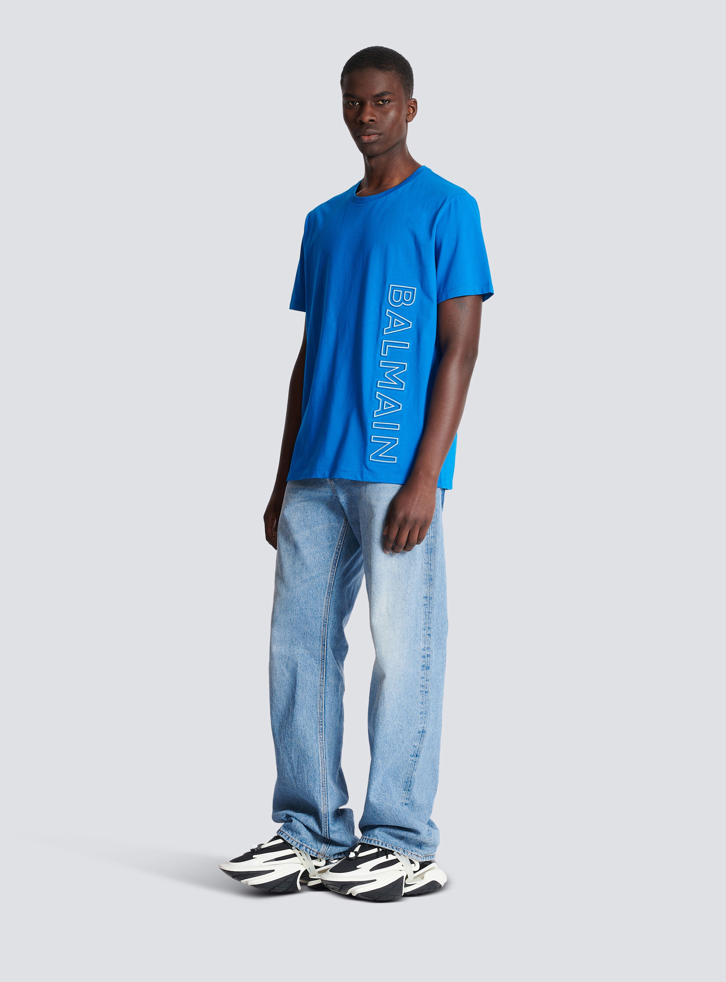 Embossed Balmain T-shirt - 3