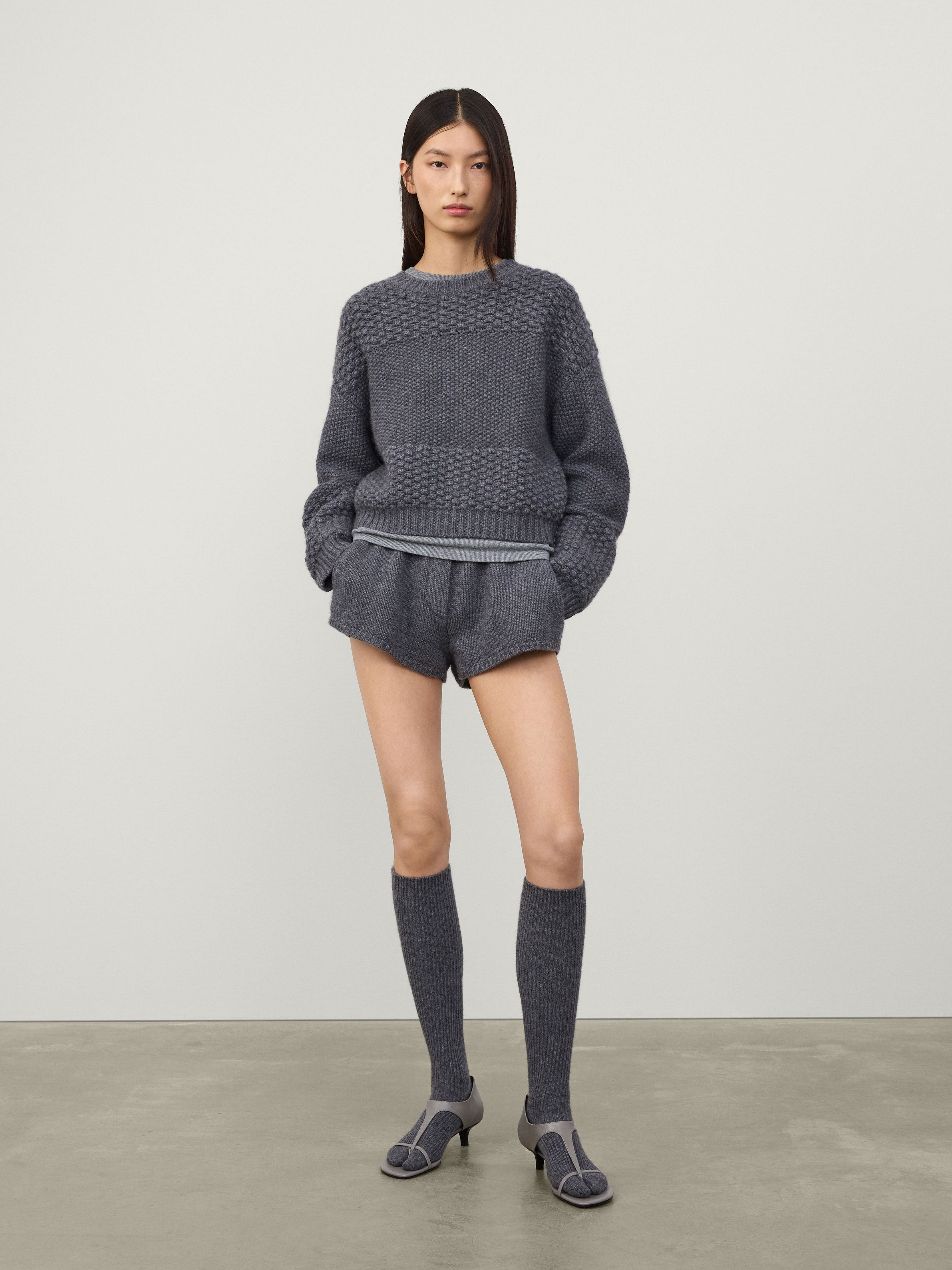 The Signe Sweater - 3