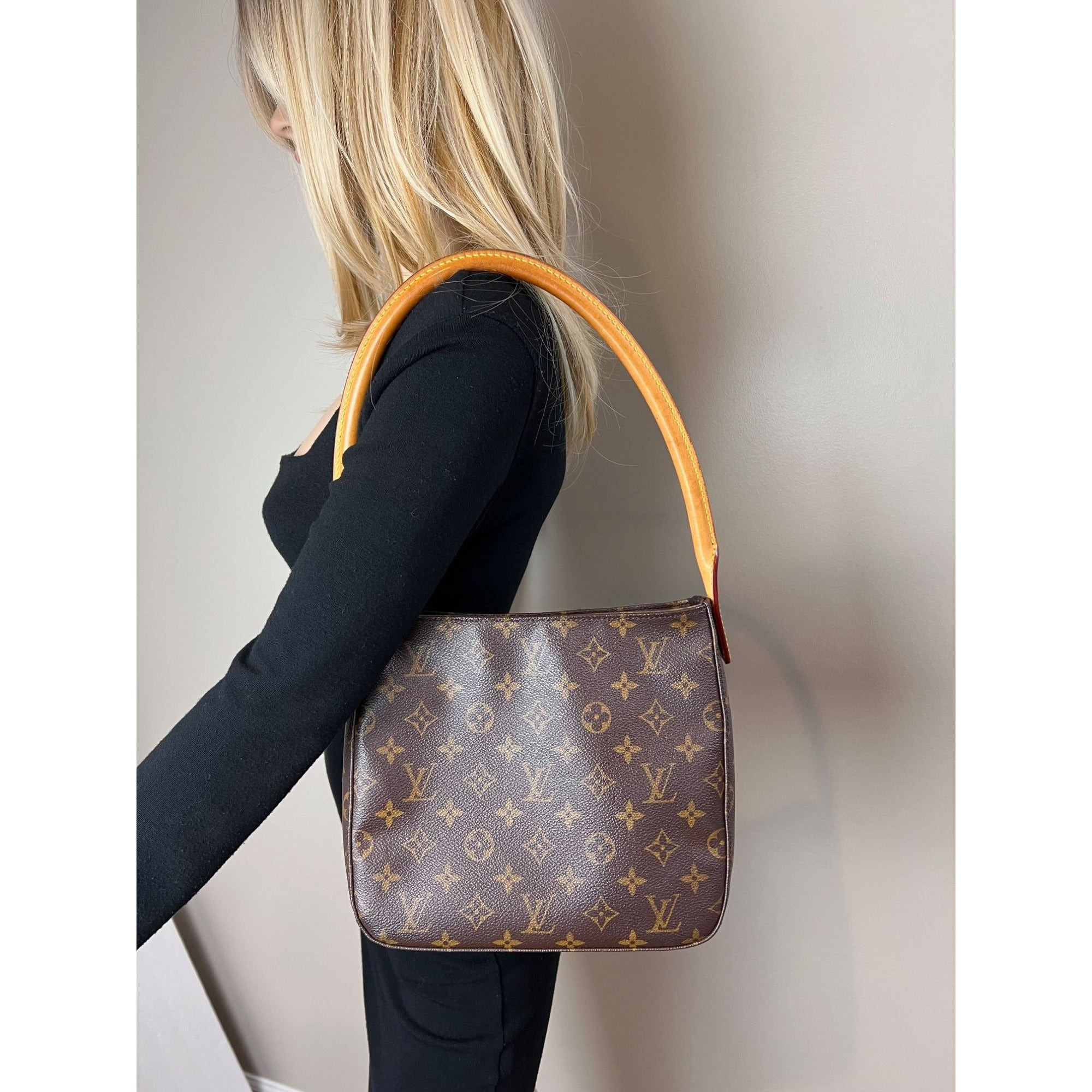 Louis Vuitton Vintage Looping MM Monogram Shoulder Bag - 6