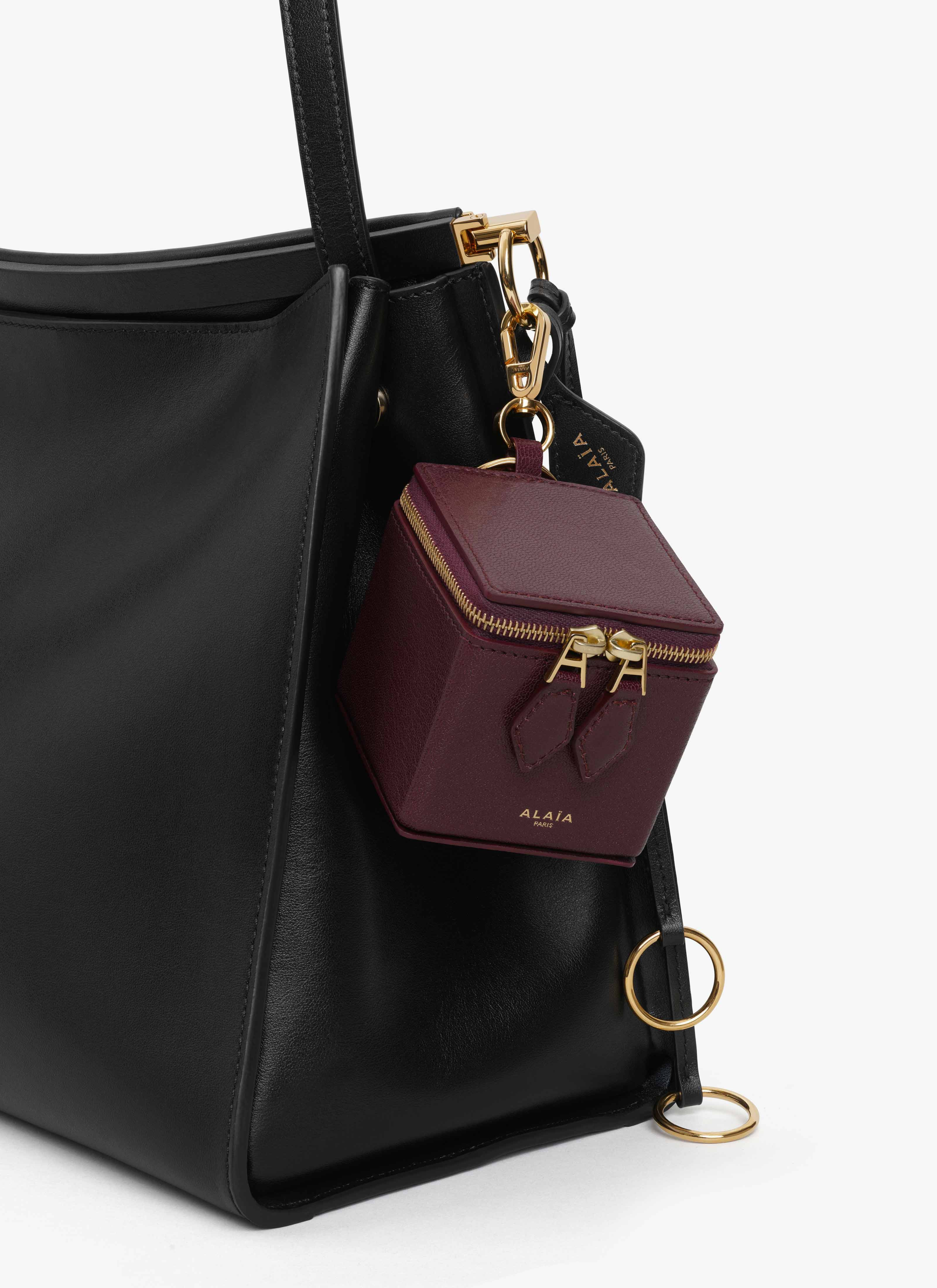 SQUARE COIN PURSE IN GOATSKIN - 2