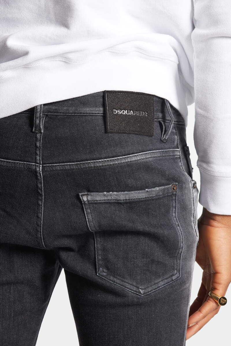 BLACK CLEAN WASH SKATER JEANS 6