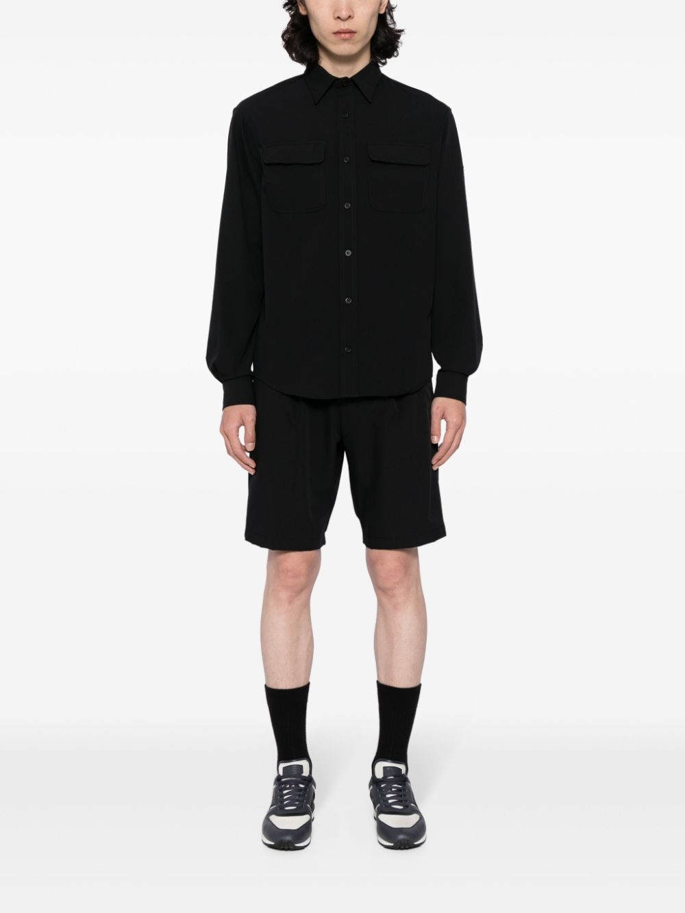 logo-appliquÃ© chino shorts - 2