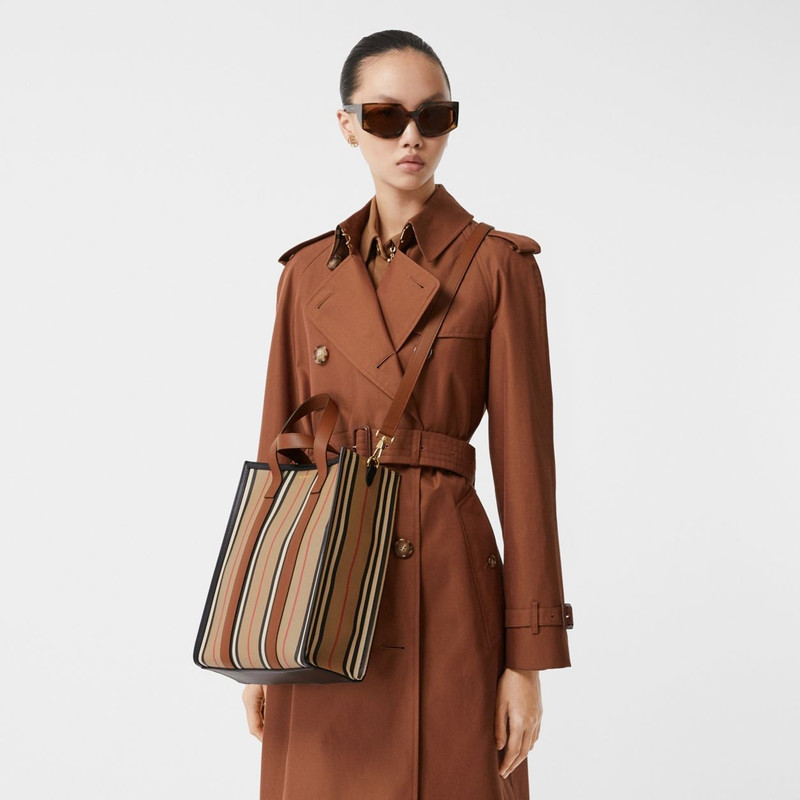 Small Icon Stripe E-canvas Portrait Tote Bag 9